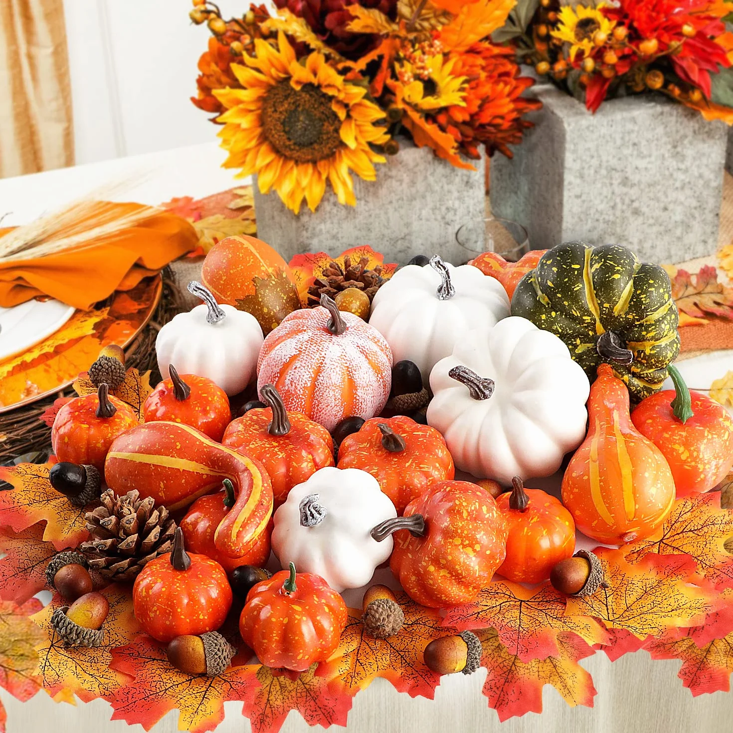 Benjia 102 Pezzi Set Decorazioni Zucche Autunno Artificiali Foglie Acero Pigne Ghiande Halloween Ringraziamento