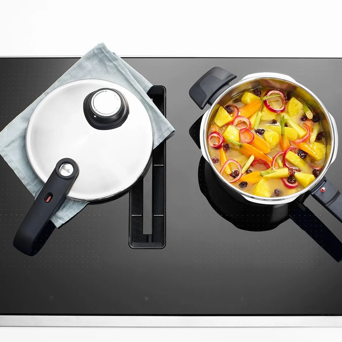 Fissler Vitavit Premium Pentola a pressione in acciaio inox 4.5 L, 22 cm, 4 livelli di cottura, incluso inserto, adatta a fornelli a induzione
