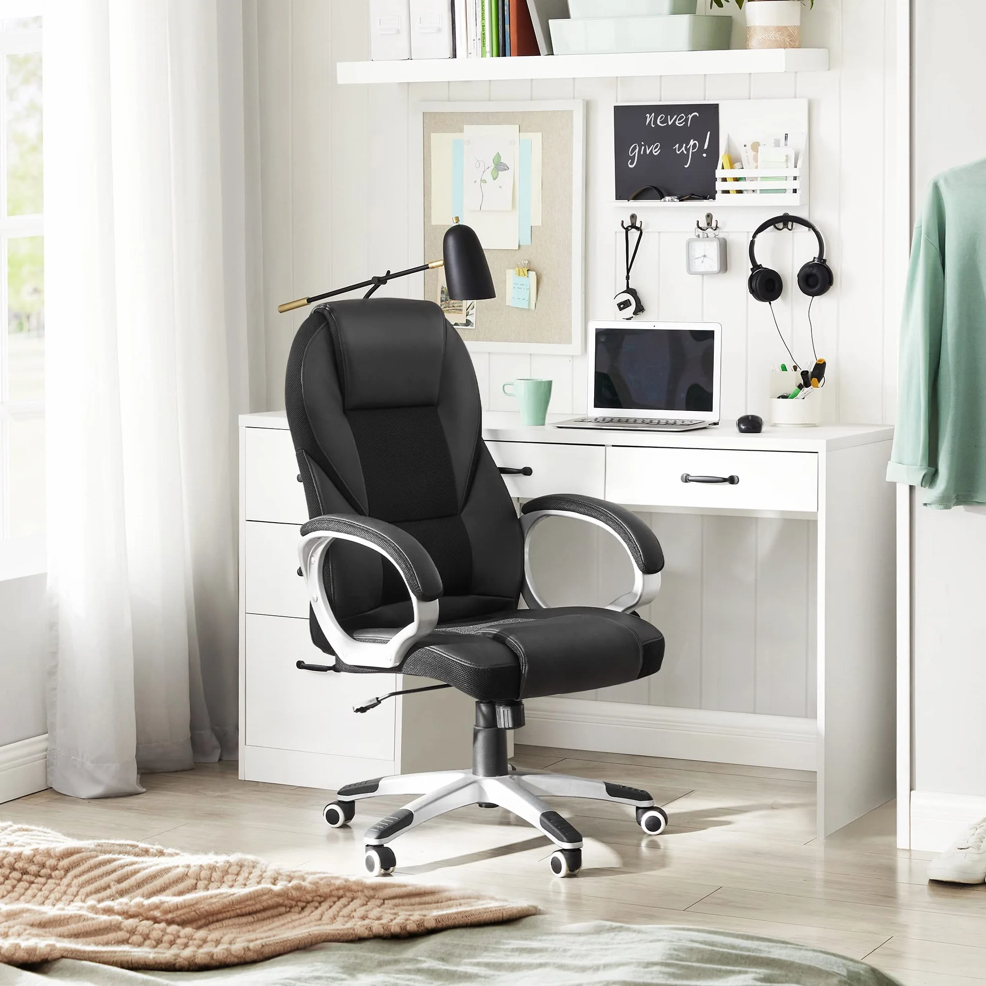 SONGMICS Sedia da Ufficio Ergonomica, Poltrona Direzionale, Girevole e Altezza Regolabile, da Scrivania in Studio e Ufficio, con Rotelle, Nero OBG22B