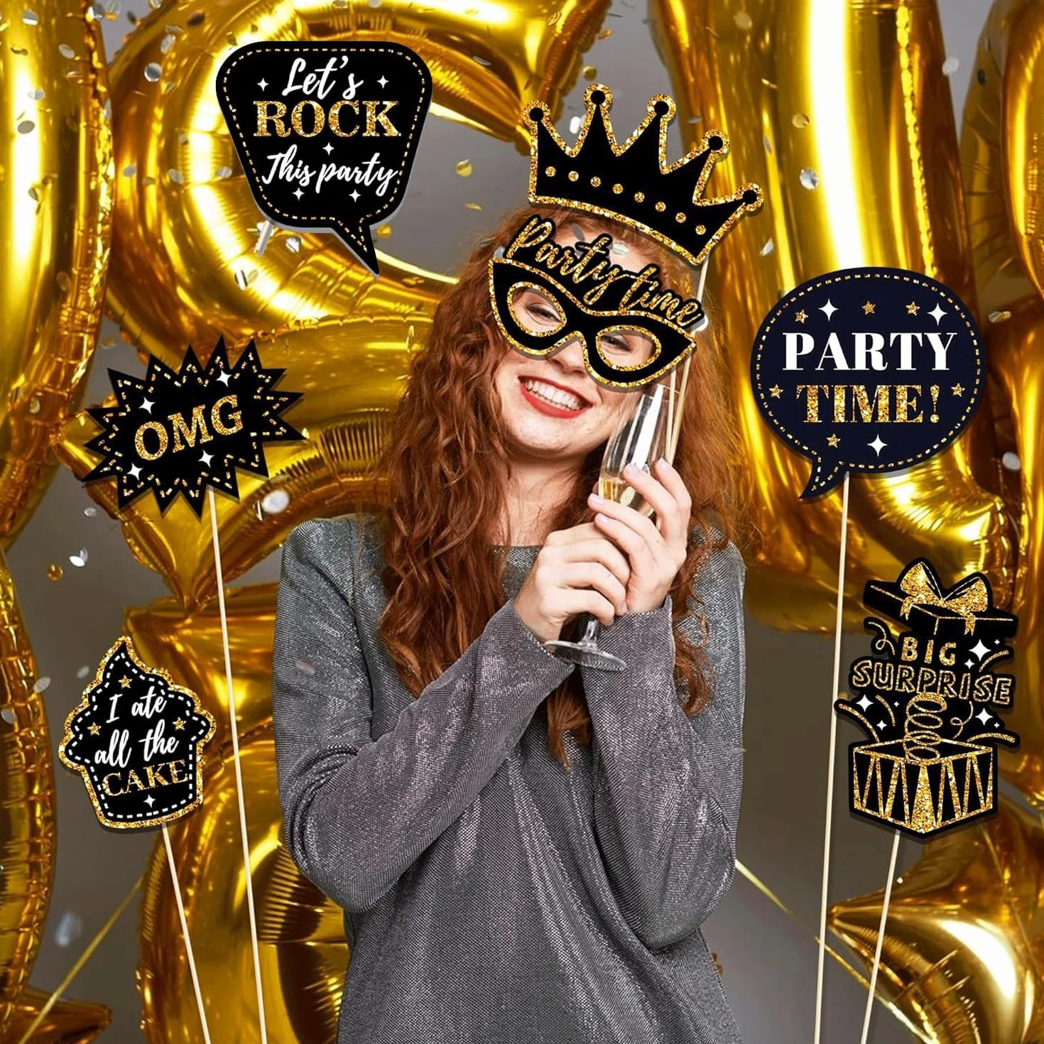 36 Pezzi Accessori Fotobox Feste, Decorazioni Autoscatto Tema Oro e Nero con Bastoncini e Adesivi per Compleanno, Matrimonio, Natale, Halloween, Laurea – Kit Foto Divertenti per Party