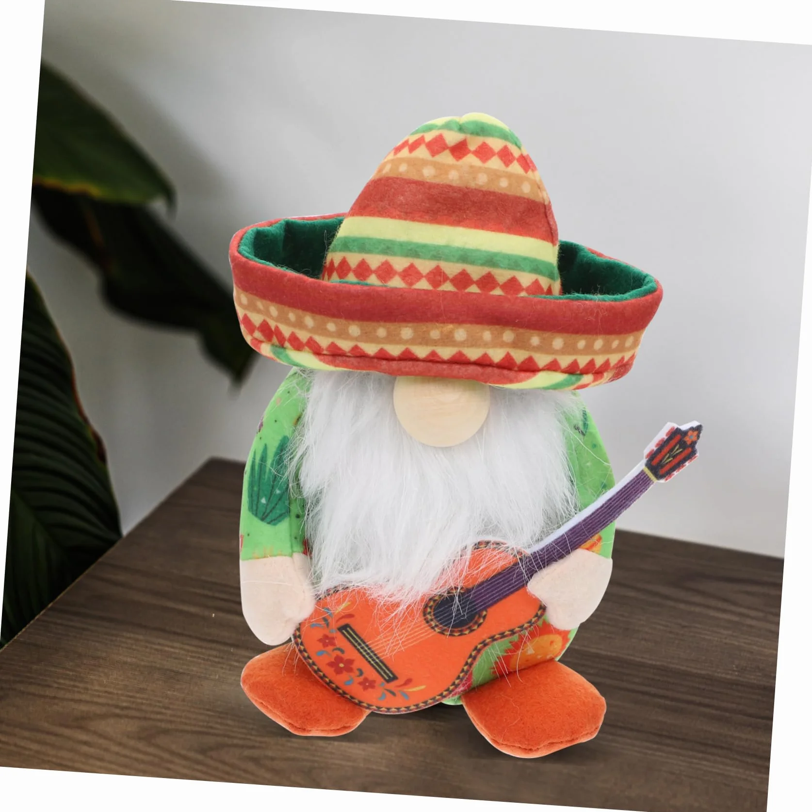 Vaguelly Statuetta Decorativa Gnome con Chitarra Fantastica Decorazione per Interni e Adatta per Uffici e Case Atmosfera Festiva Garantita
