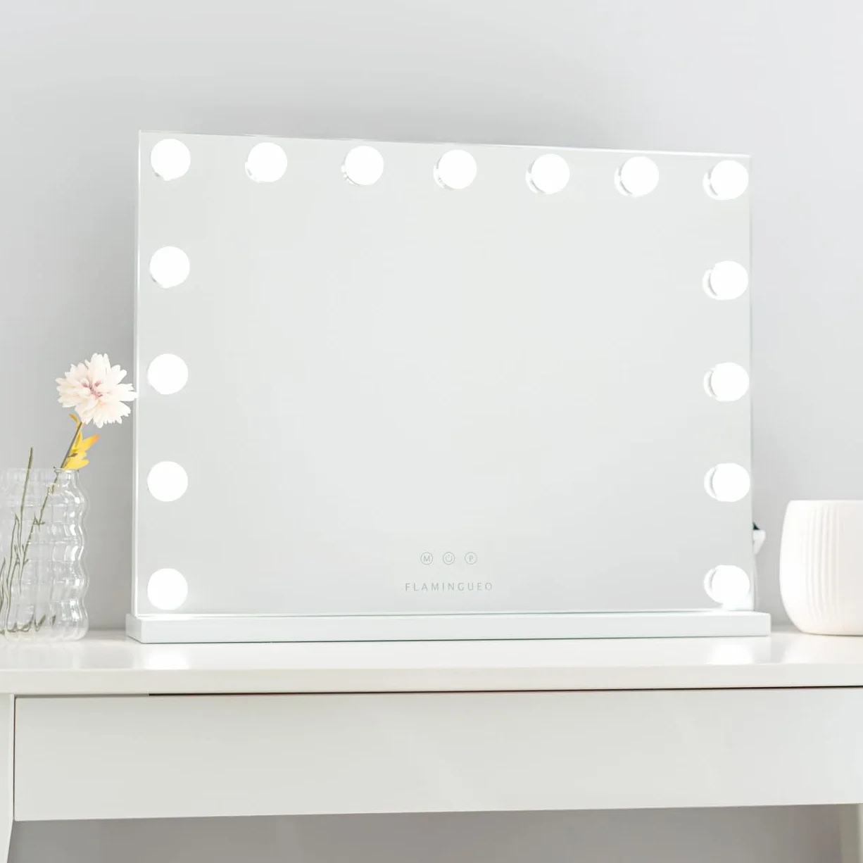 Flamingueo Specchio Trucco con Luci - 15 LED - 3 Modi di Luce - Intensità Regolabile - Controllo Tattile - Vanity Mirror - Bianco - 58x12x43cm