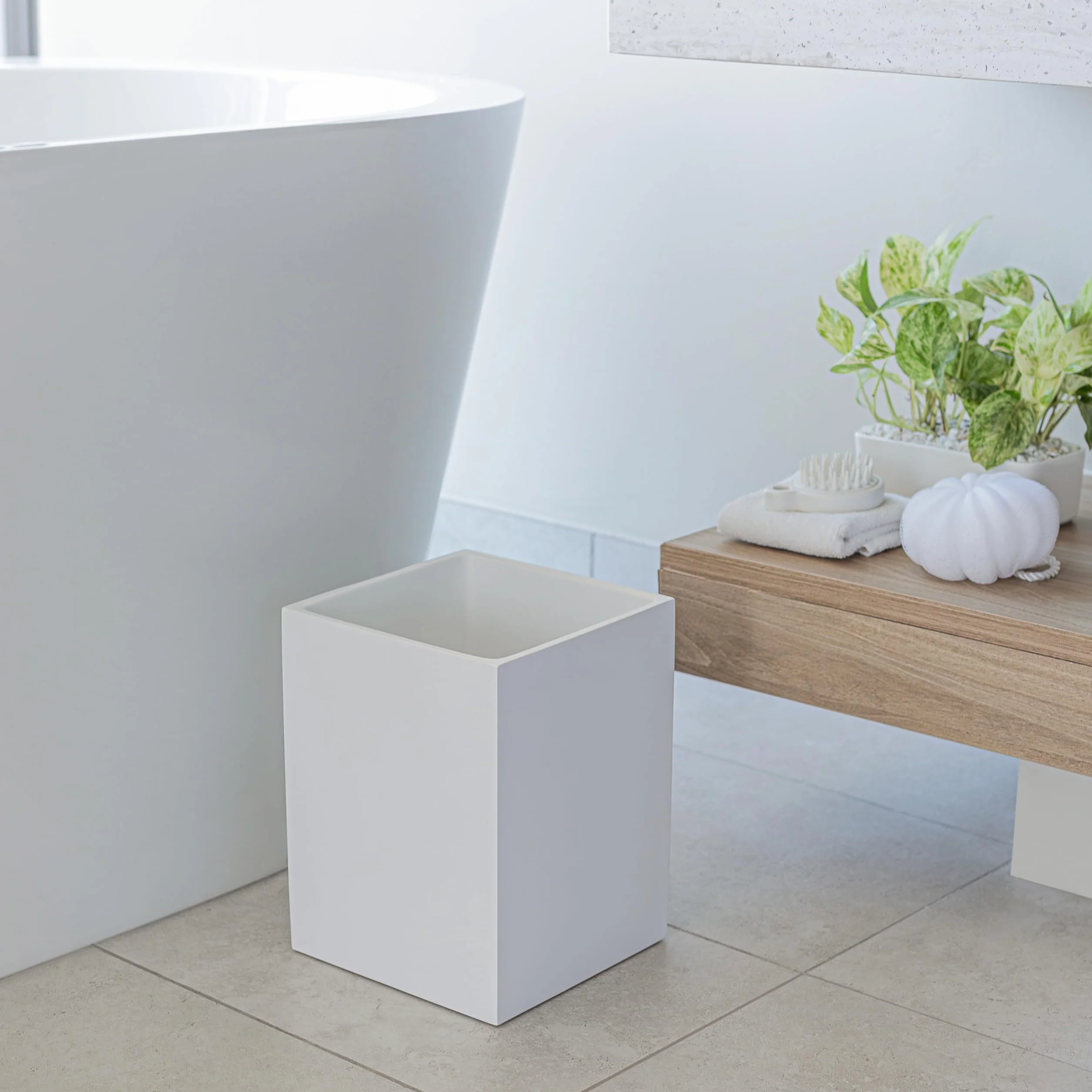 YEW DESIGN Pattumiera Piccola Quadrata Bianca Opaca 2 Galloni 7,5 Litri Cestino Rifiuti