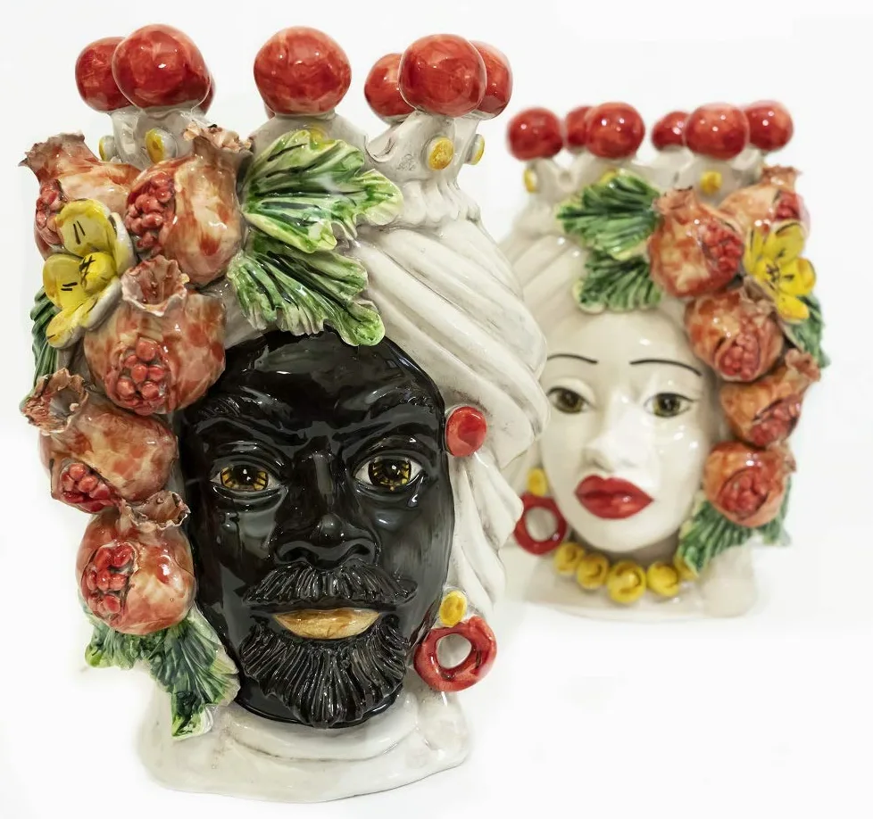 Coppia teste di moro Caltagirone con melograni in ceramica siciliana vasi grande H 30 cm