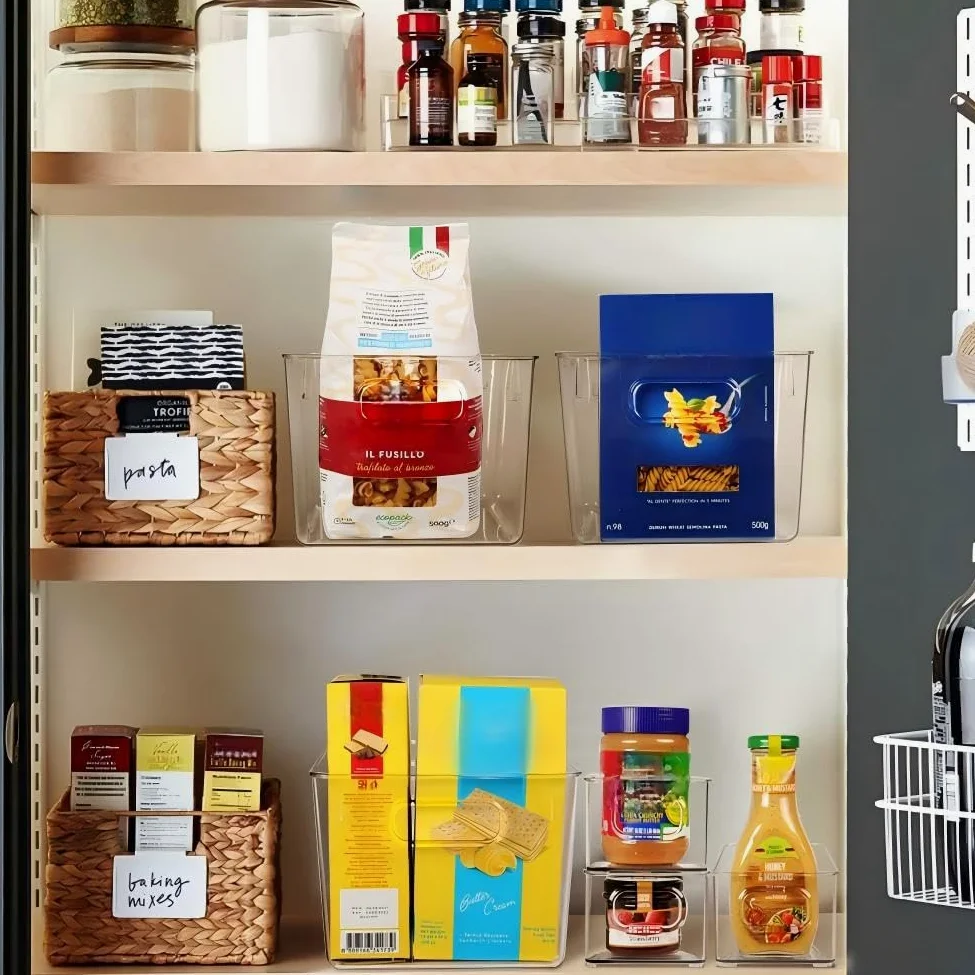 SKTEET Set di 8 contenitori in plastica trasparente, 4 grandi e 4 piccoli contenitori impilabili per dispensa e cucina, organizer per casa e armadietti
