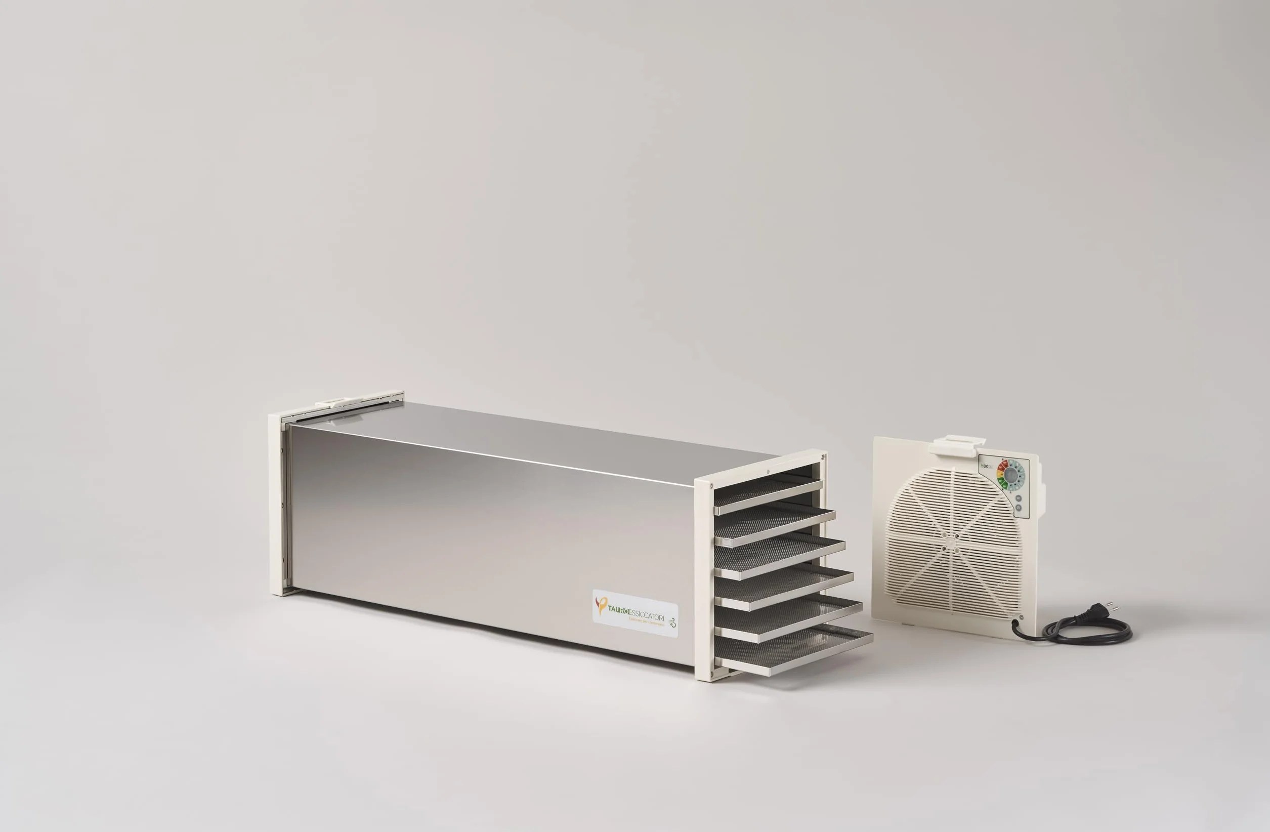 Tauro Essiccatori, Essiccatore Alimentare Biosec Deluxe B12, 100% MADE IN ITALY in acciaio inox con 12 cestelli, potenza 550W essicca fino a 7Kg