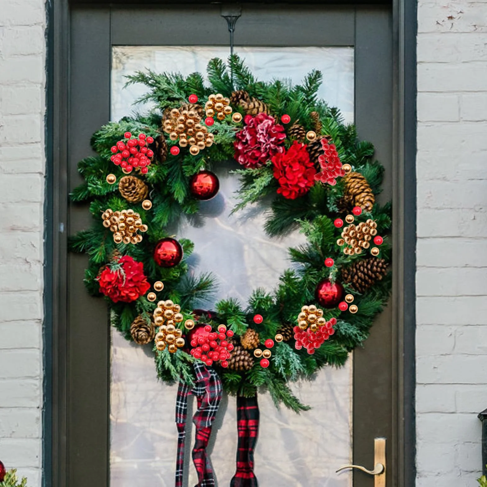 Bacche di Natale Artificiali VEGCOO 210 Pezzi 10 mm Agrifoglio Rosso e Oro per Decorazioni Natalizie