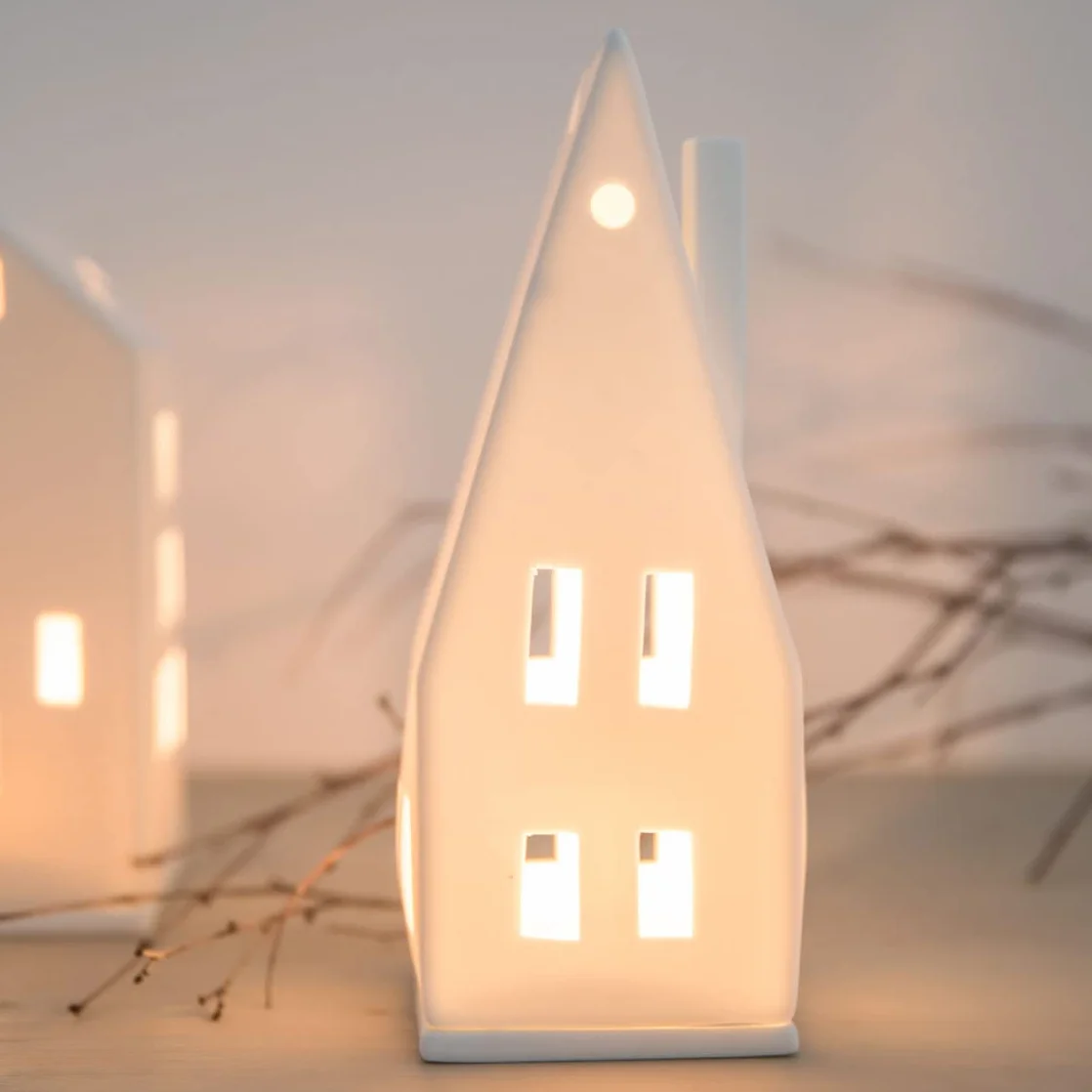 Räder Lichthaus Tetto a punta in porcellana 20 cm Bianco