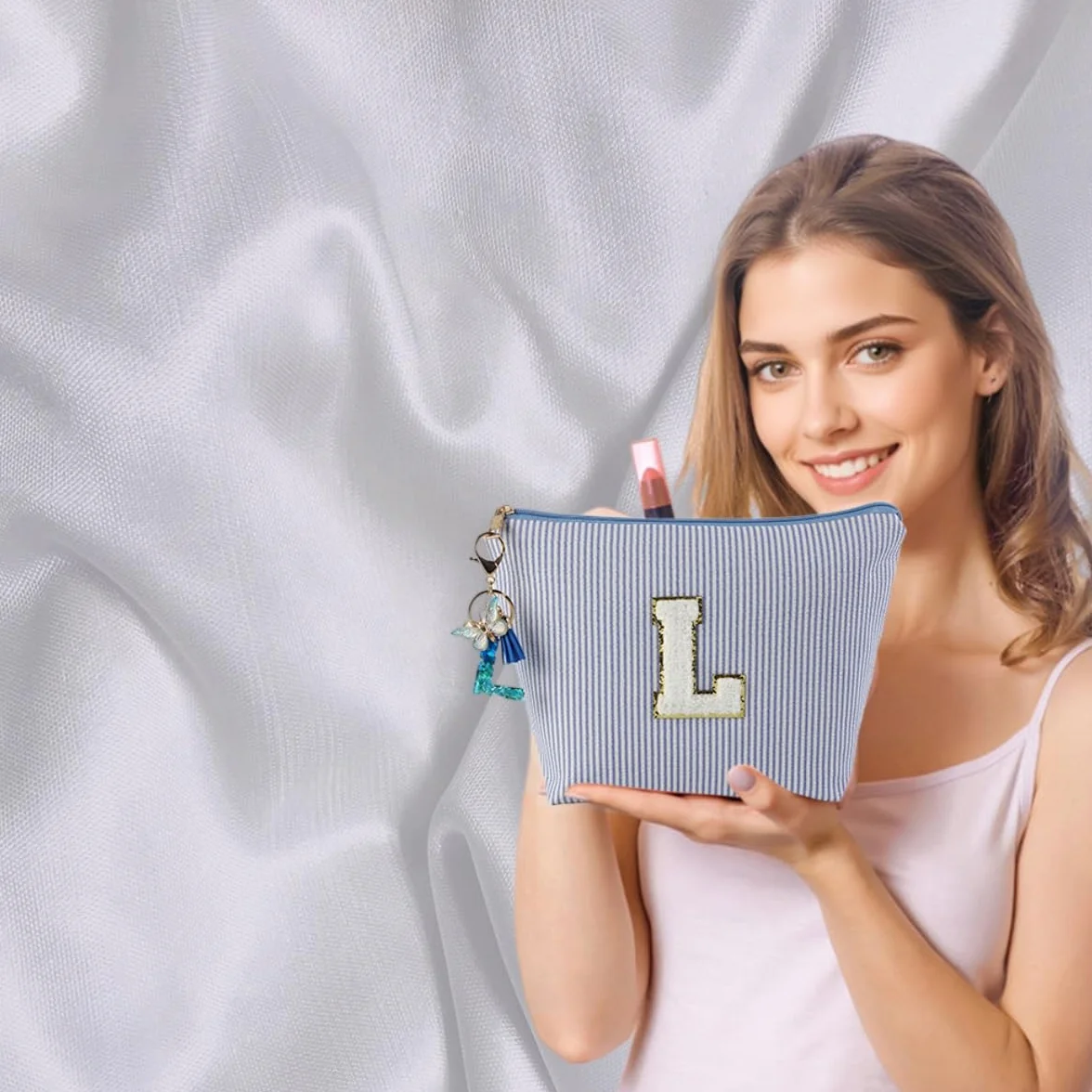 Pochette Personalizzata Beauty Case Portachiavi Bambina Ragazza con Iniziale Regali Personalizzati per Donna (Blu)