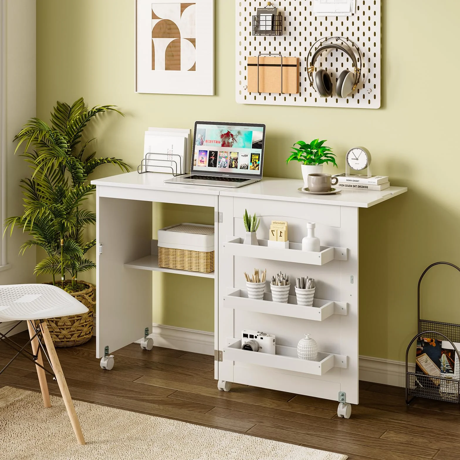 RELAX4LIFE Mobiletto per Macchina da Cucire Pieghevole su Ruote Bloccabili, Tavolo da Cucito in Legno con Ripiani Portaoggetti, Tavolino Cucito Multiuso da Studio e Salotto, 117,5x 40x 77cm (Bianco)