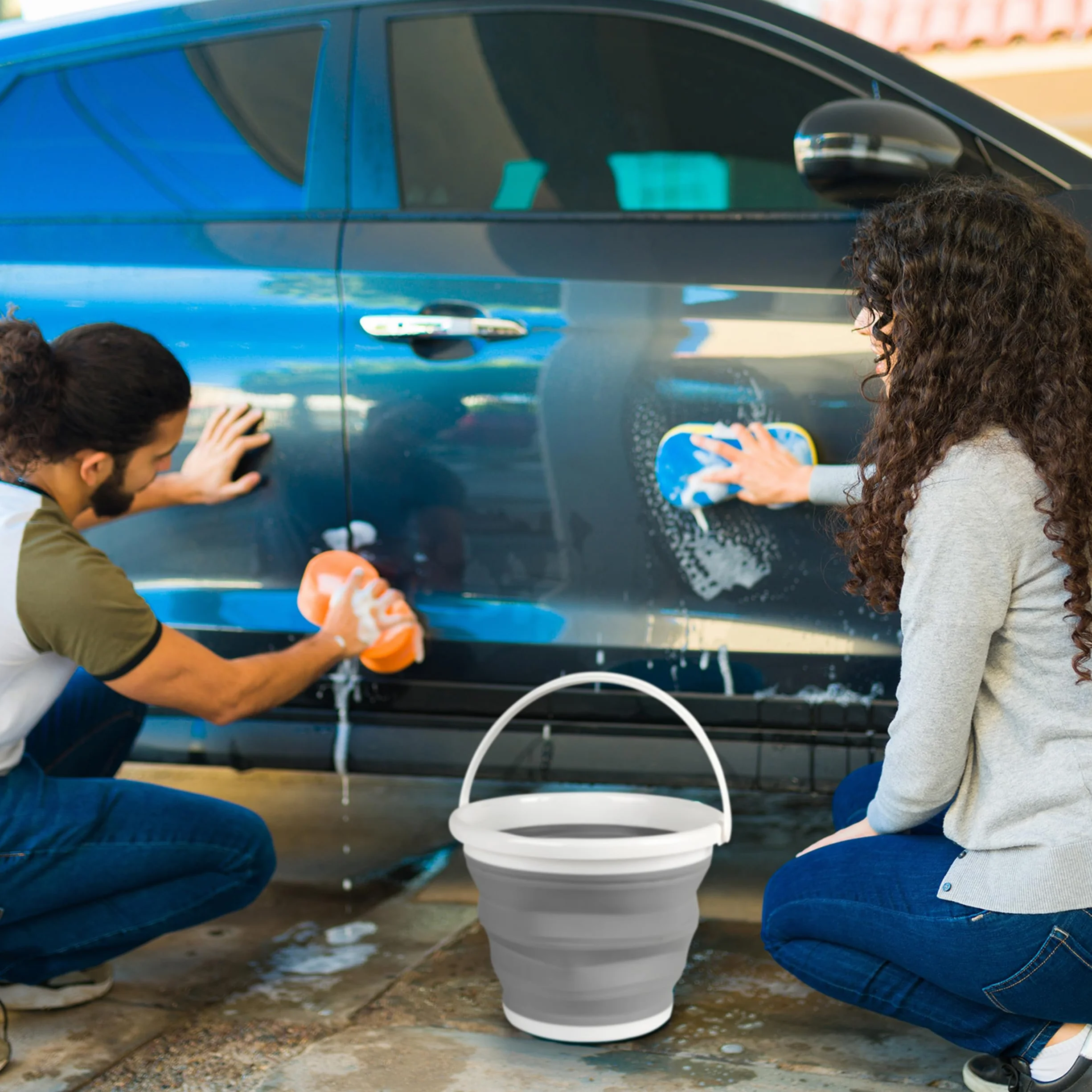 Beldray LA028495GRY Secchio Pieghevole - Vasca Pieghevole Per Stoccaggio Compatto, Uso Interno/Esterno, Pulizia Auto, Plastica Facile Da Pulire Con Maniglia, 10 L, Grigio