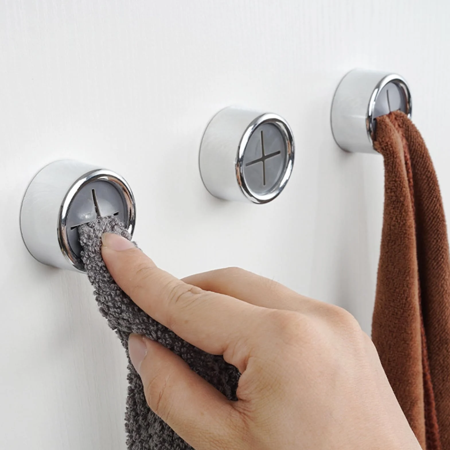 Porta Strofinacci da Cucina con Ganci Adesivi per Asciugamani, Ripiano da Parete per Doccia e Armadietto