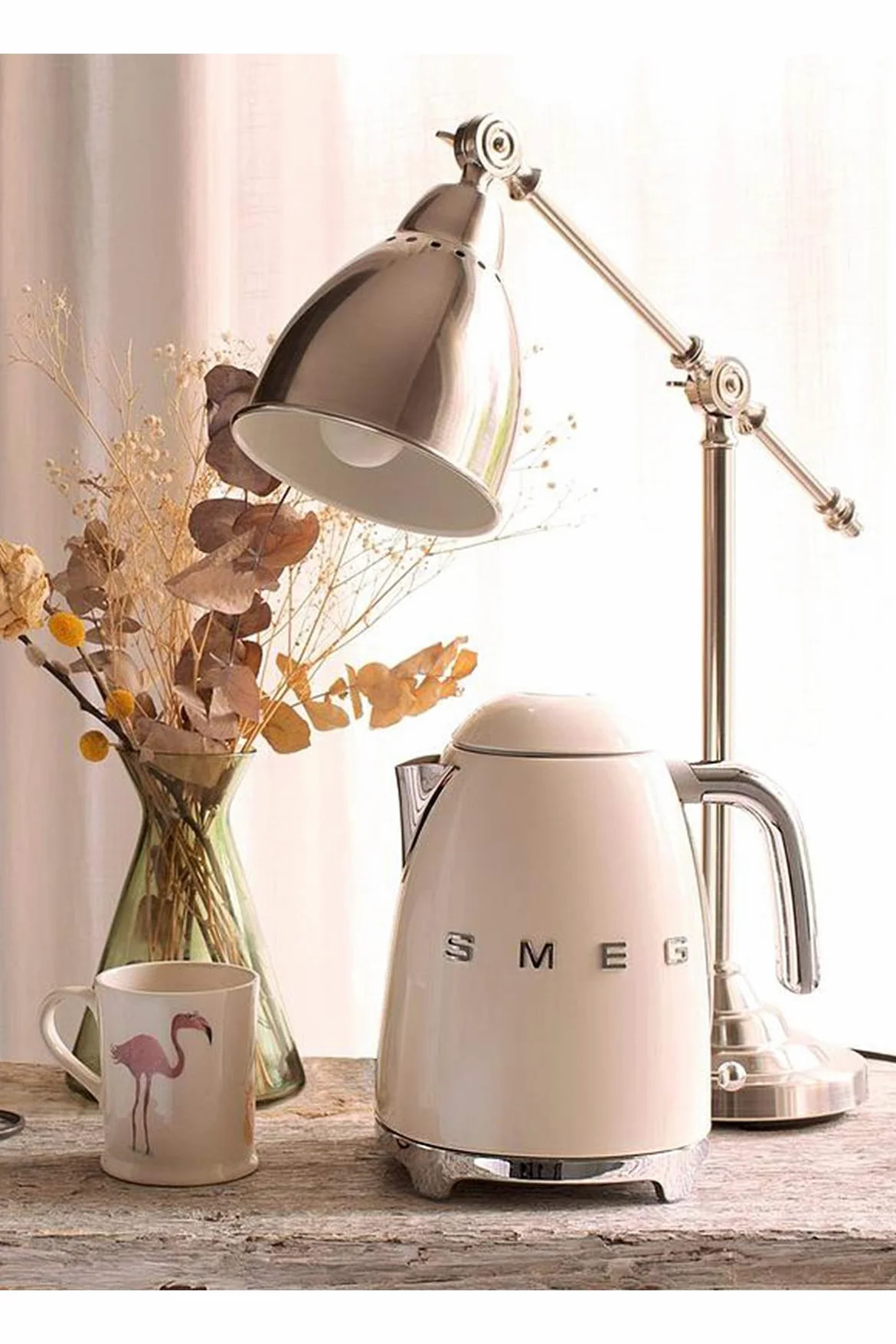 Smeg, Bollitore Elettrico KLF03CREU 1,7 L, Filtro Anticalcare Lavabile, Autospegnimento di Sicurezza, Indicatore Livello di Acqua, Base Antiscivolo e Avvolgicavo Integrato, Potenza 2400W, Panna