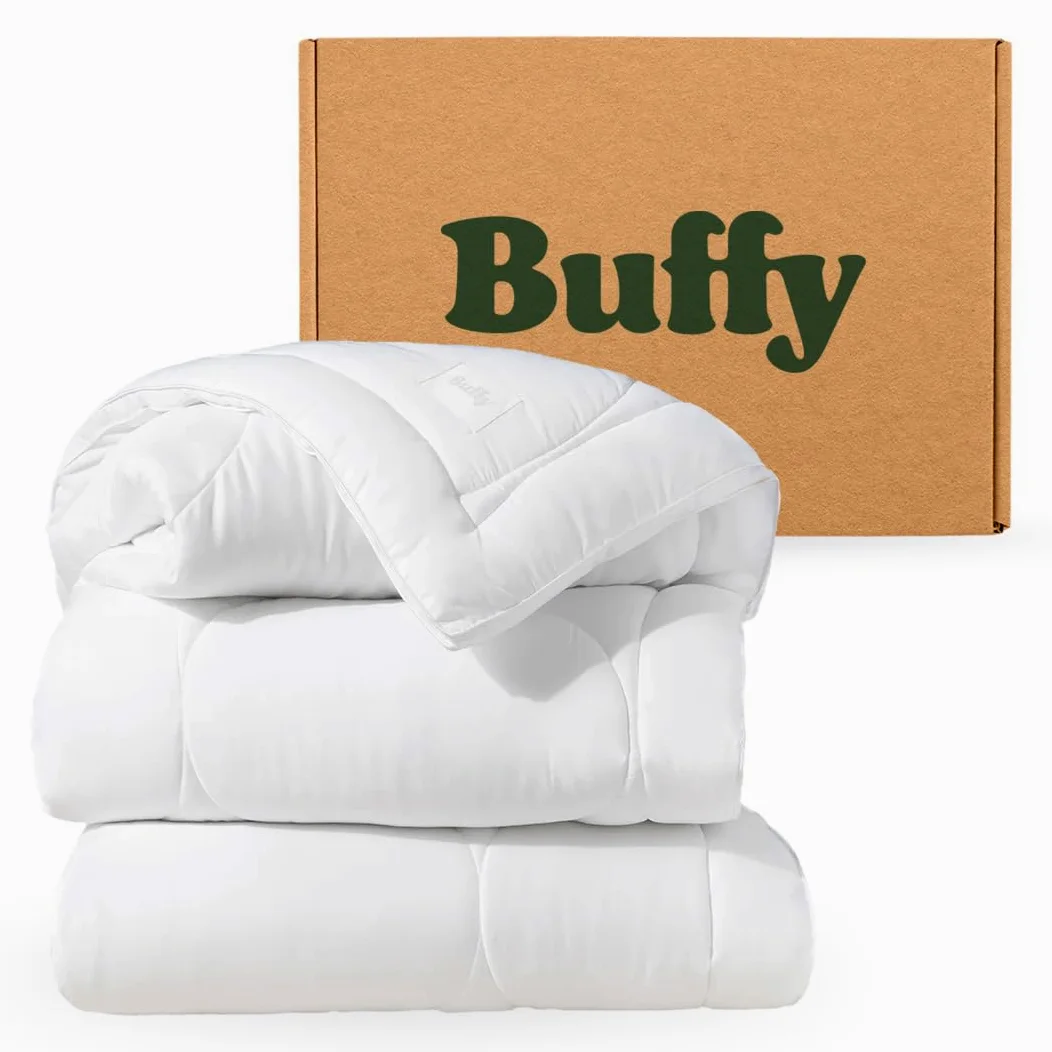 Buffy Cloud Comforter – Tessuto Lyocell lavabile in lavatrice, imbottitura alternativa al piumino, extra soffice inserto trapuntato con linguette angolari (misura Queen)