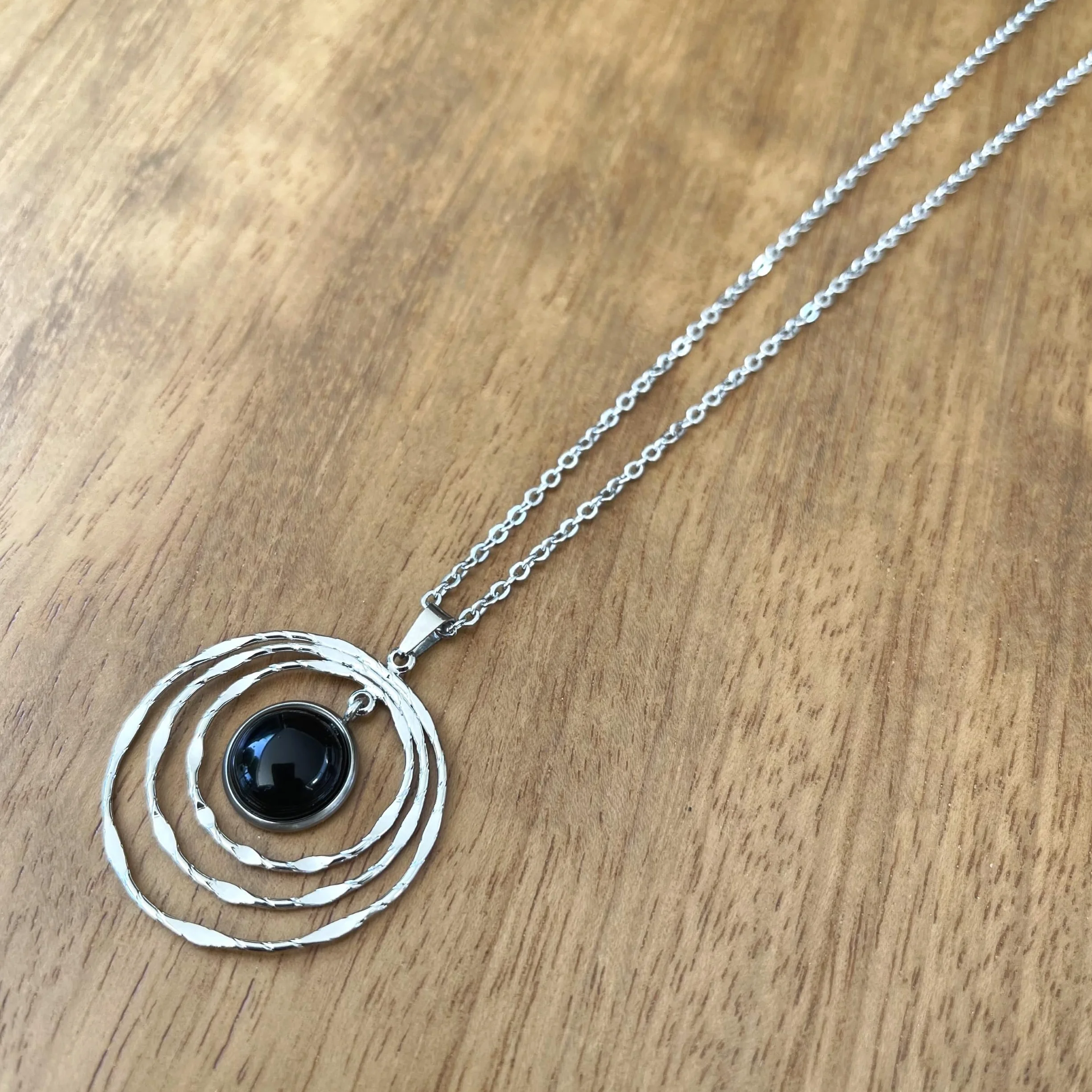 ASTER ALHELÍ Collana Donna Pietra Naturale Agata Nera Ciondolo Doppio Anello Placcato Platino Catena Acciaio Inossidabile Gemma Semipreziosa