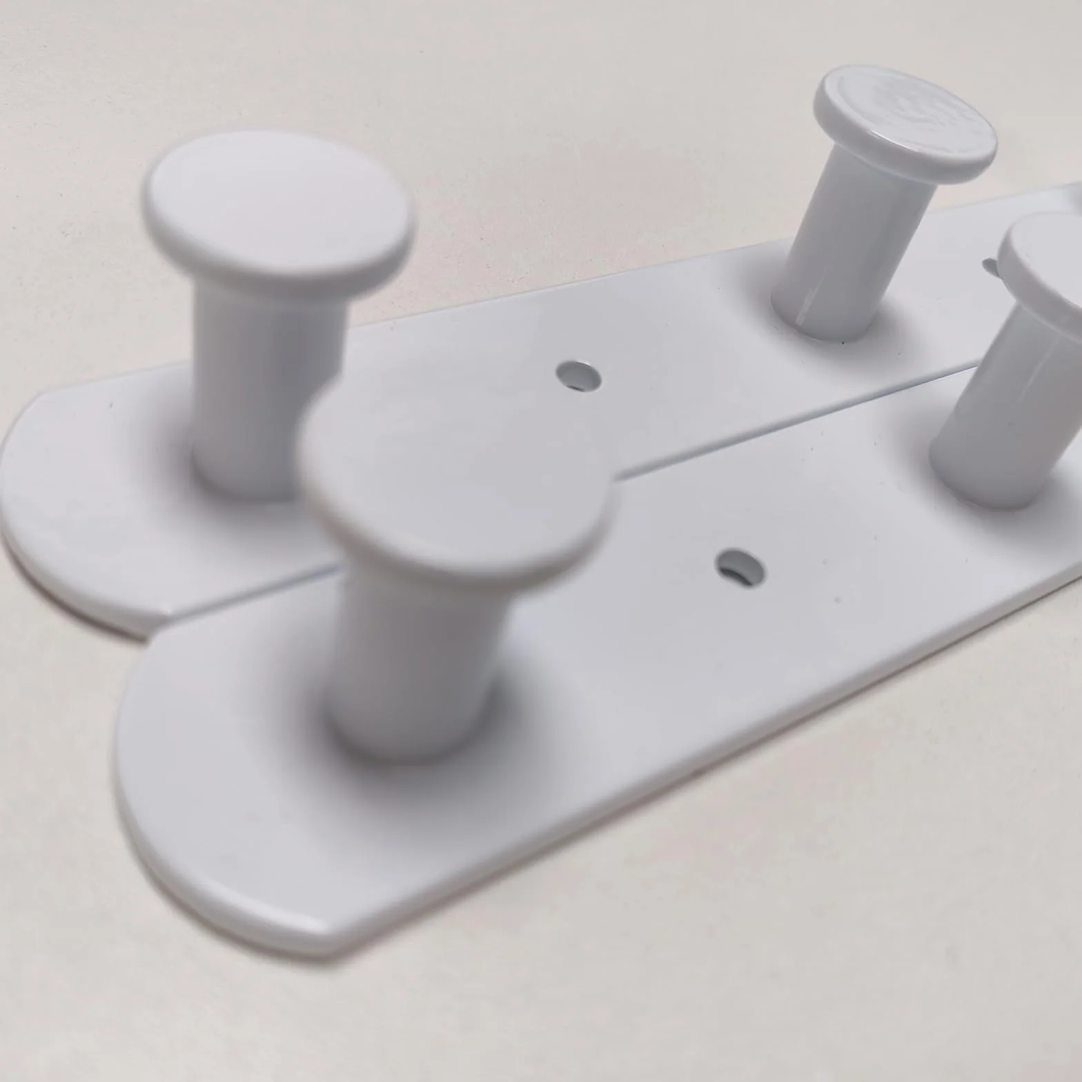 Appendiabiti Parete Bianco 3 Ganci Moderno Ingresso Bagno Camera Letto