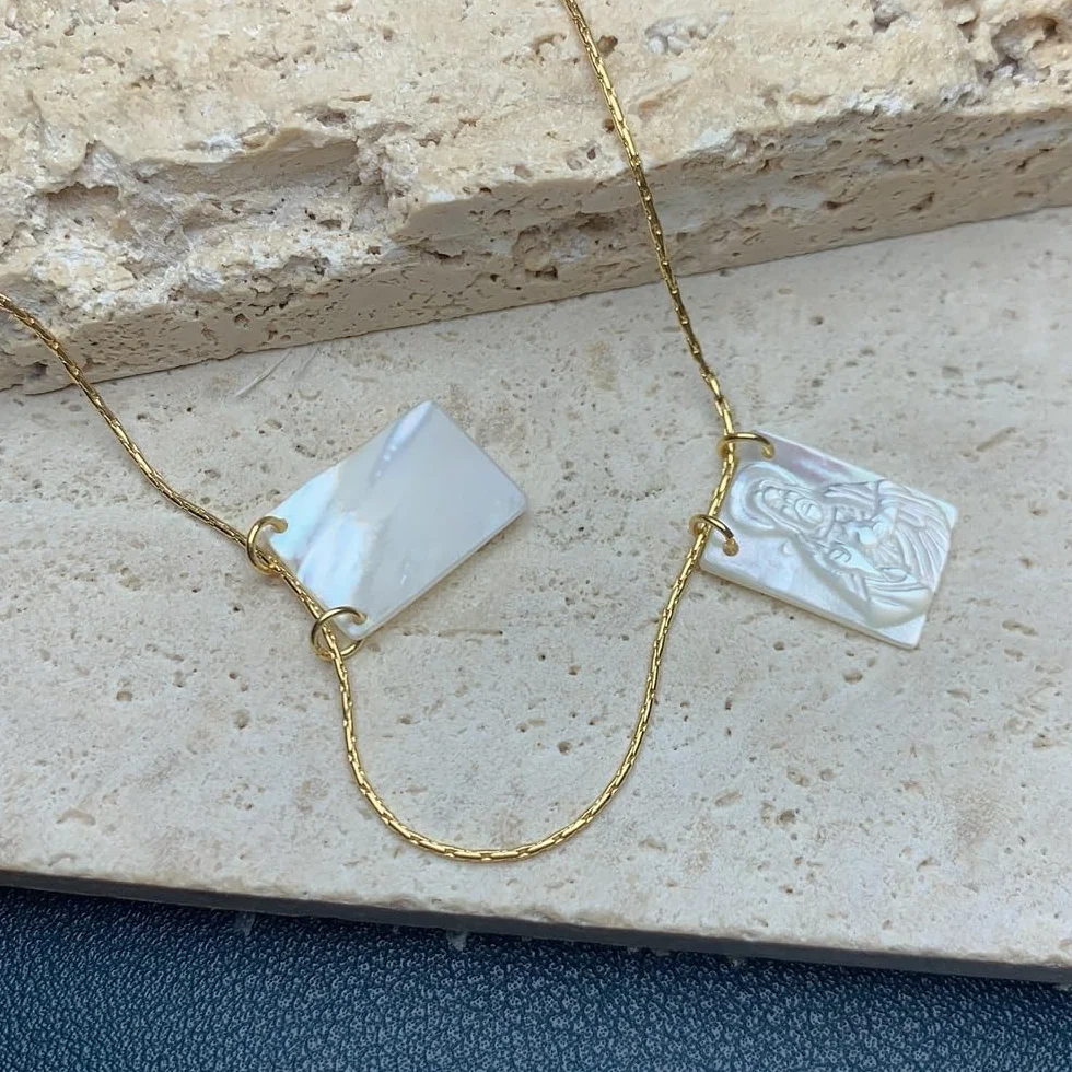 Collana con Scapolare in Madreperla Gesù E Vergine Maria,Collana con Scapolare in Perle Placcata in Oro 14k