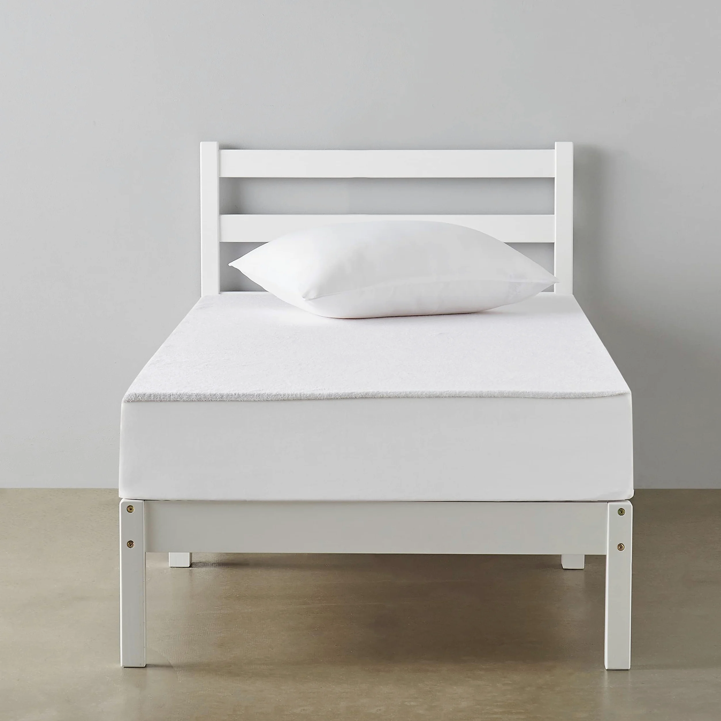 Amazon Basics Struttura per letto, piattaforma in legno di pino massiccio, con testiera a coste, moderna, facile da montare, per bambini, singola, Bianco, 90 x 190 x 88 cm
