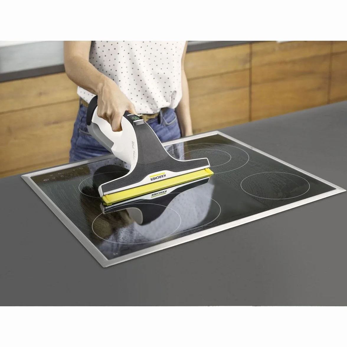 KÄRCHER Lavavetri Aspiragocce WV 7 Signature Line, Autonomia 100 min, Display LED, Flacone spray + 2 Panni in microfibra, Detergente 20 ml di concentrato per finestre, Ampiezza Bocchette 28-17cm