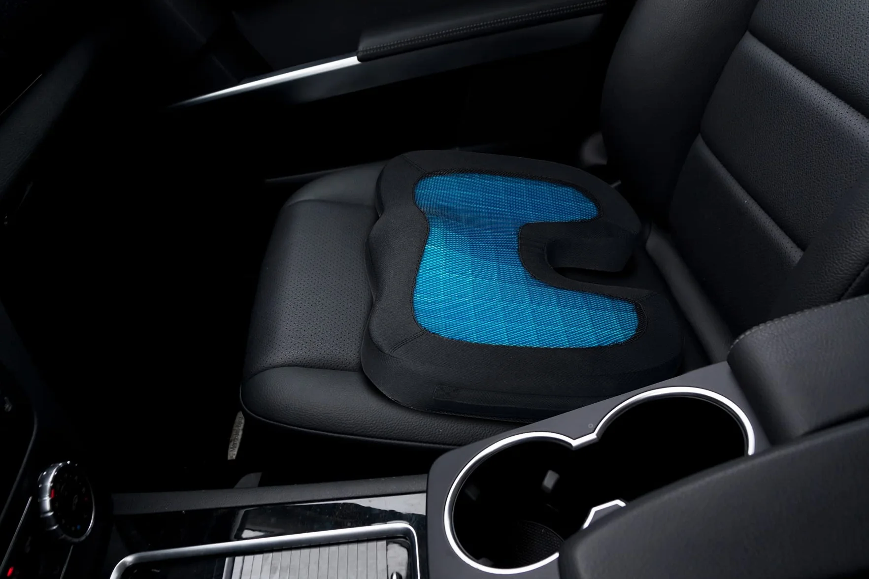 Lifenaxx U-Shape Gel Insert Silicone Coccyx Cushion Memory Foam Seat Orthopedic Pain Relief Viscoelastic Seating Pillow LX-014