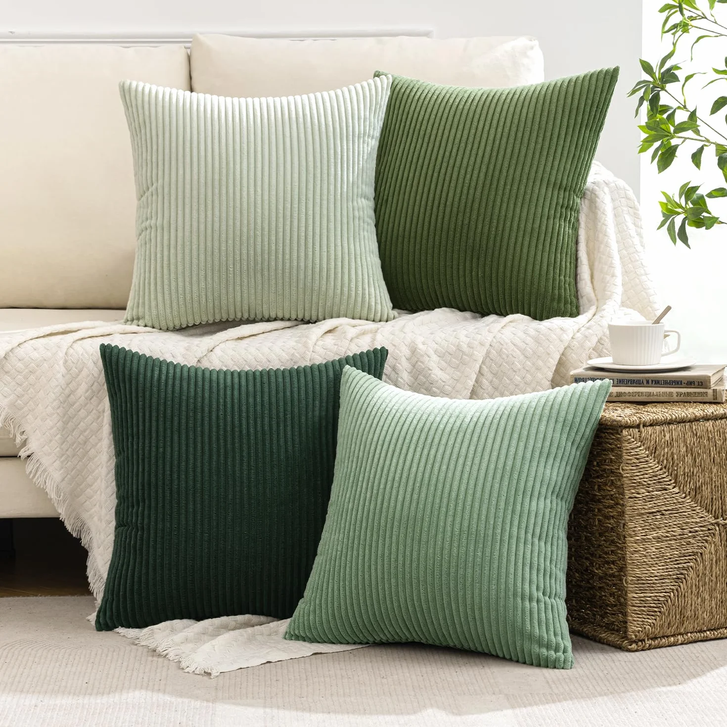 MIULEE Confezione da 4 Federa in velluto Federe per Cuscini Morbide Fodere per Cuscino Decorativi Quadrati Morbide Copricuscini 40x40 CM Serie Forest Green