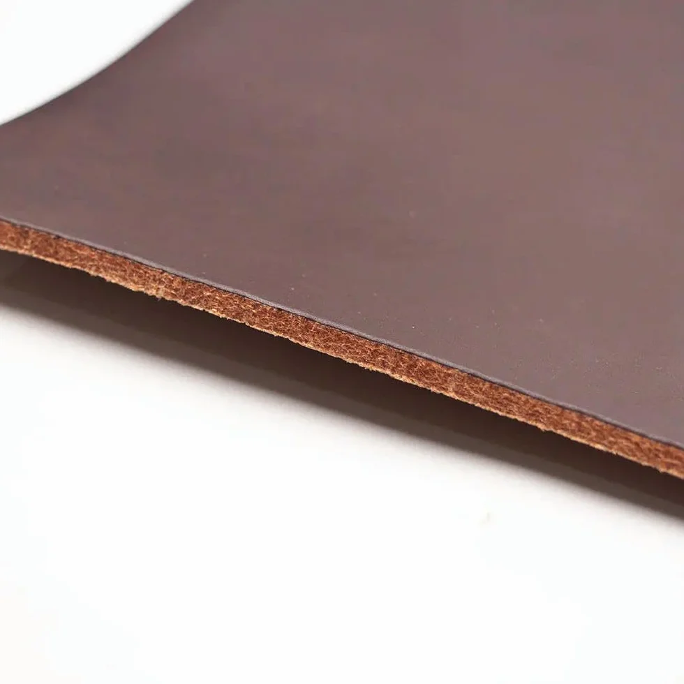 Pezzo di Pelle Artigianale Pelle conciata al vegetale Vera Pelle Spessa Circa 4,0 mm Pelle Bovina Vera Pelle Bovina Veg Tan Pretagliata a Mano