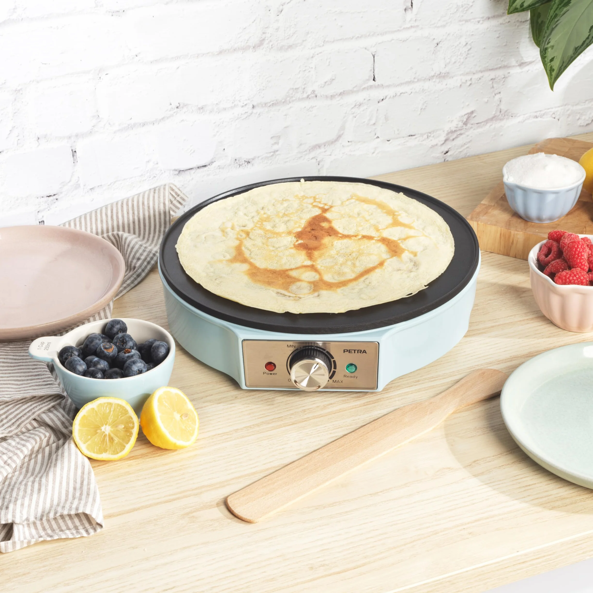 Petra PT6223BLVDE macchina per crepes piastra elettrica antiaderente 30 cm 1200W blu