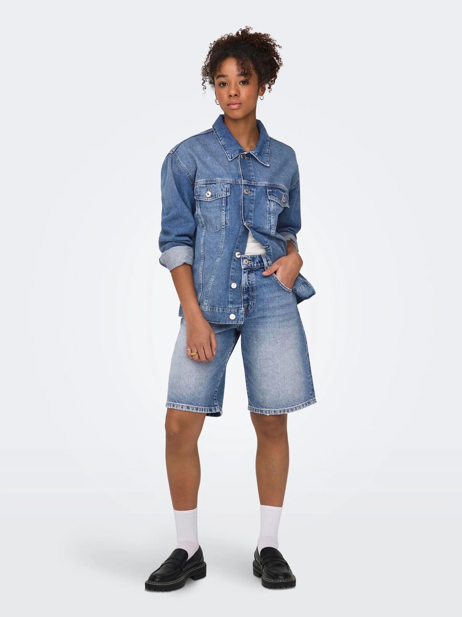 Only - Onlmate Reg Baggy Long Shorts DNM Noos, Pantaloncini in Denim a Vita Media per l'uso Quotidiano Donna