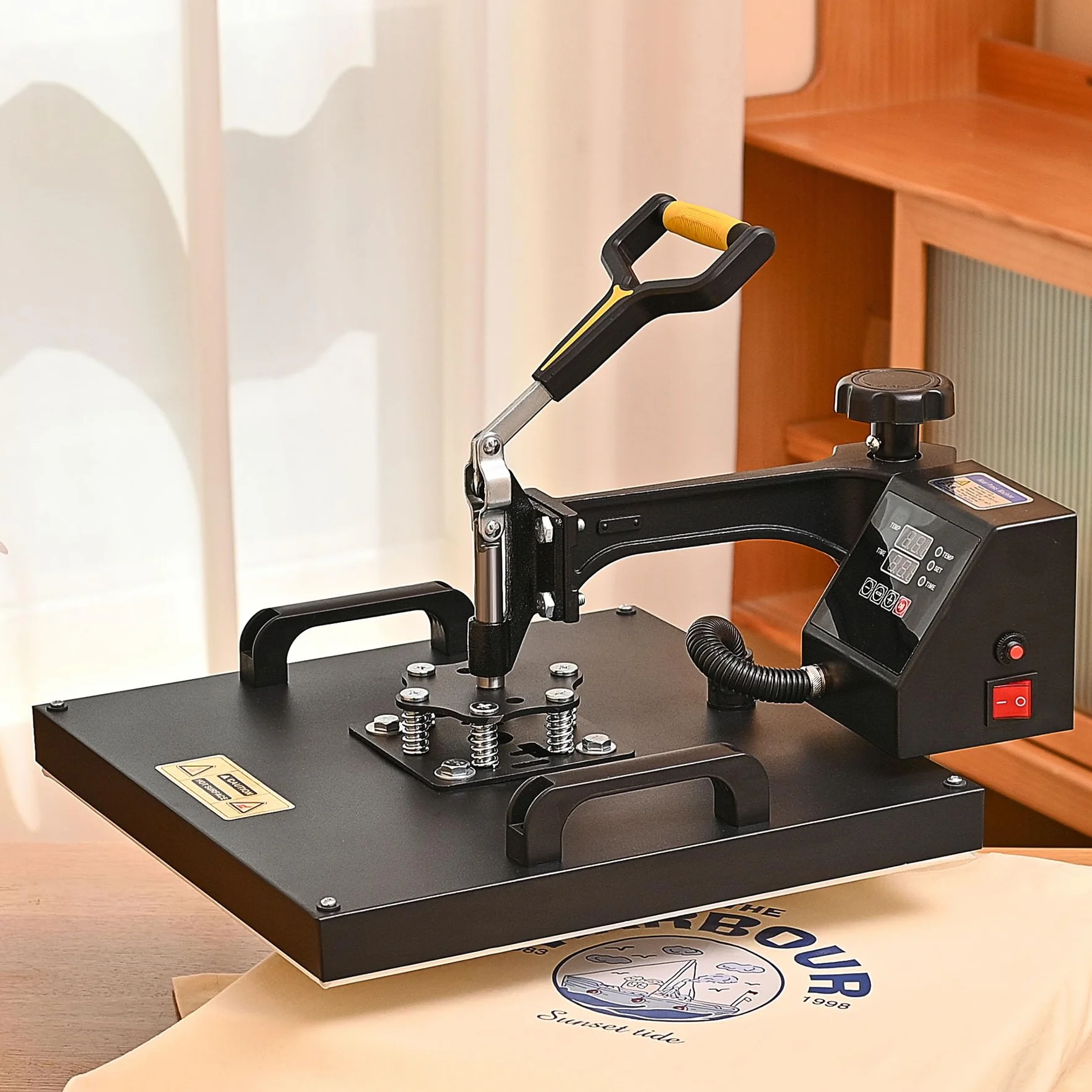 CREWORKS 8 IN1 Pressa a Caldo 38 X 38CM Pressa di Calore 1400W Termopressa Macchina per Sublimazione Digitale Rotazione a 360 Gradi Pressa a Caldo per Magliette Cappellini T-Shirt Tazze Piatti