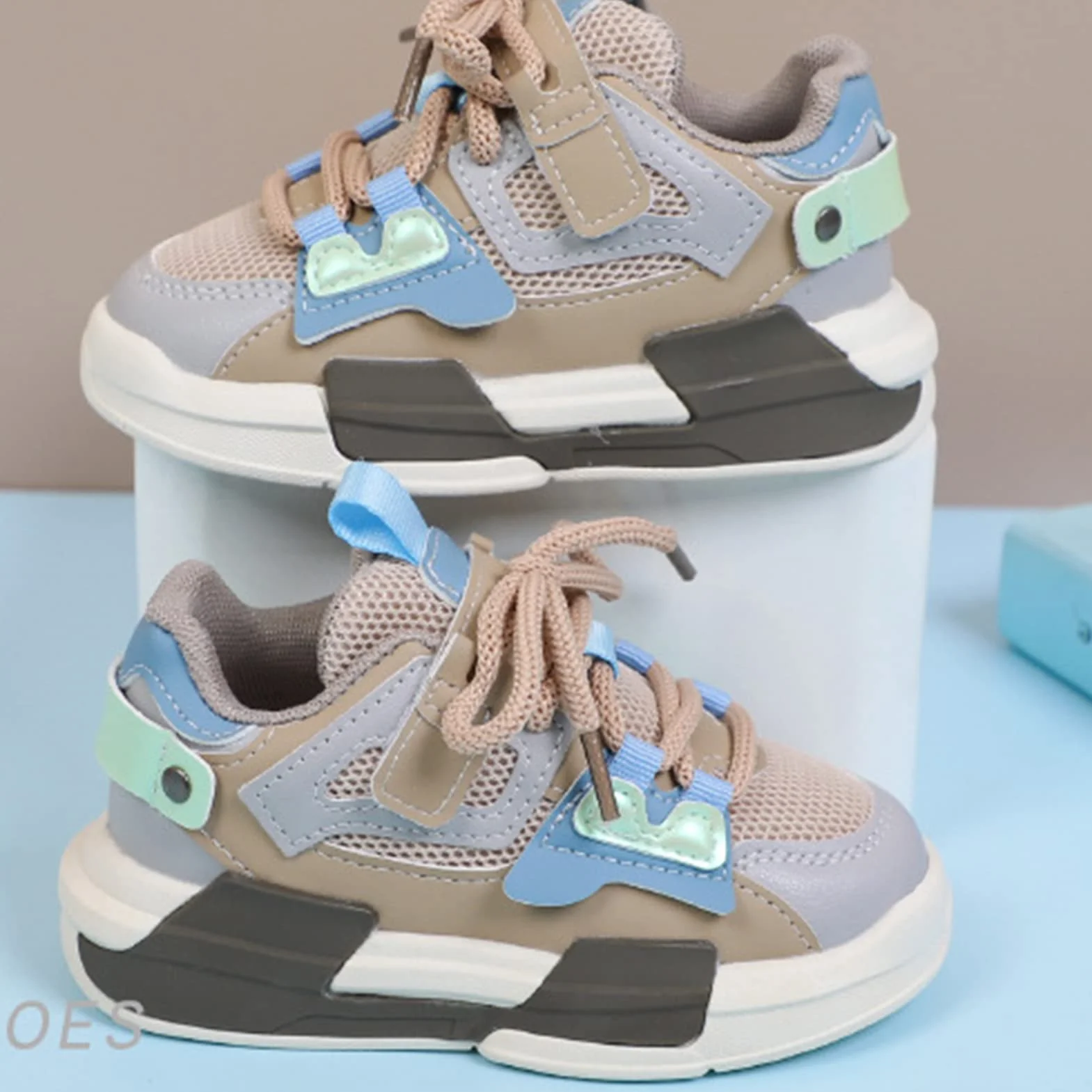 TOPINCN Scarpe Sportive per Bambini, Sneakers per Bambini Scarpe da Corsa per Bambini Scarpe da Ginnastica Atletiche Traspiranti Leggere Chiusure Ad Anello Scarpe Casual per Bambini