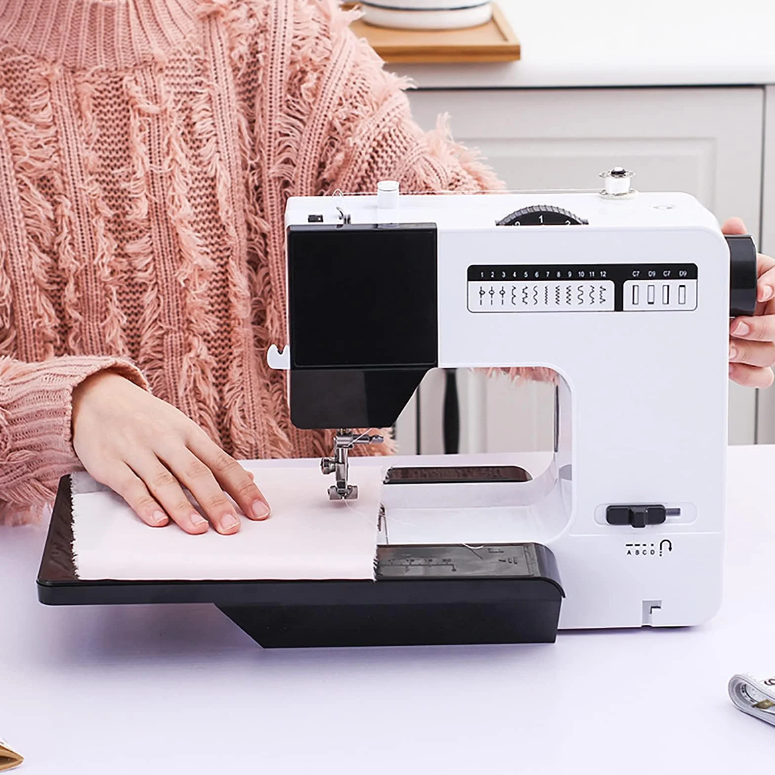 Macchina da ricamo industriale con punti, portatile e multifunzionale, perfetta per principianti e artigiani avanzati, tavolo allungabile e luce notturna inclusa