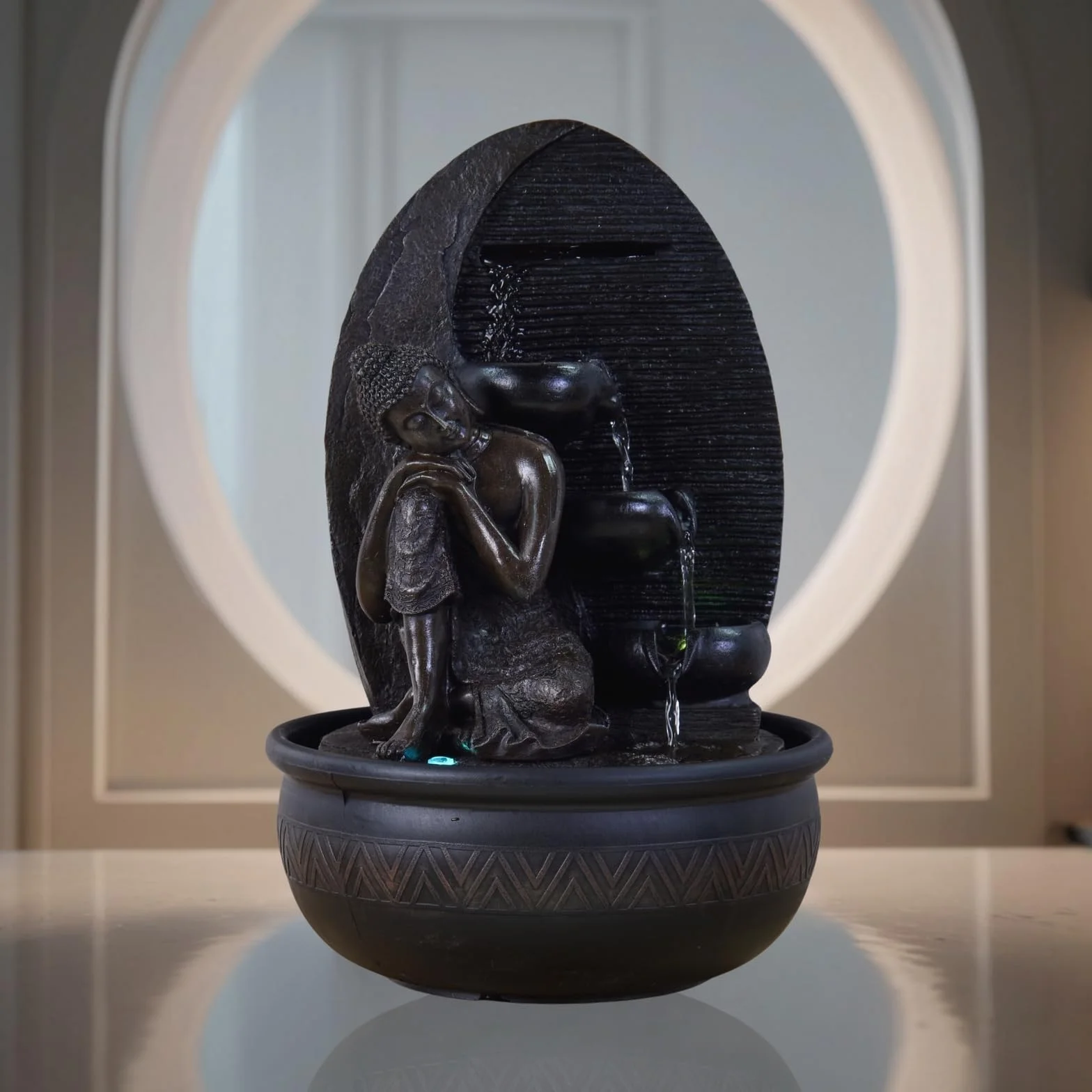Zen'Light - Fontana Buddha Grace, in resina/bronzo, 26 x 26 x 40 cm
