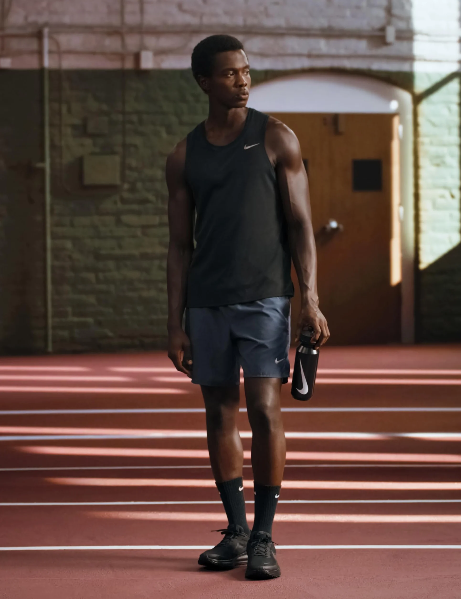 NIKE Revolution 8 Straßenlaufschuh Herren