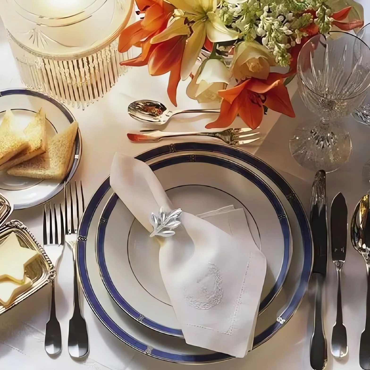 Anelli Portatovagliolo da Tavola in Metallo,10 Pezzi Tovaglioli Fibbia, Silver Metallo Anelli di Tovagliolo, Adatto per Matrimoni, Natale, Riunioni di Famiglia, Decorazioni da Tavola