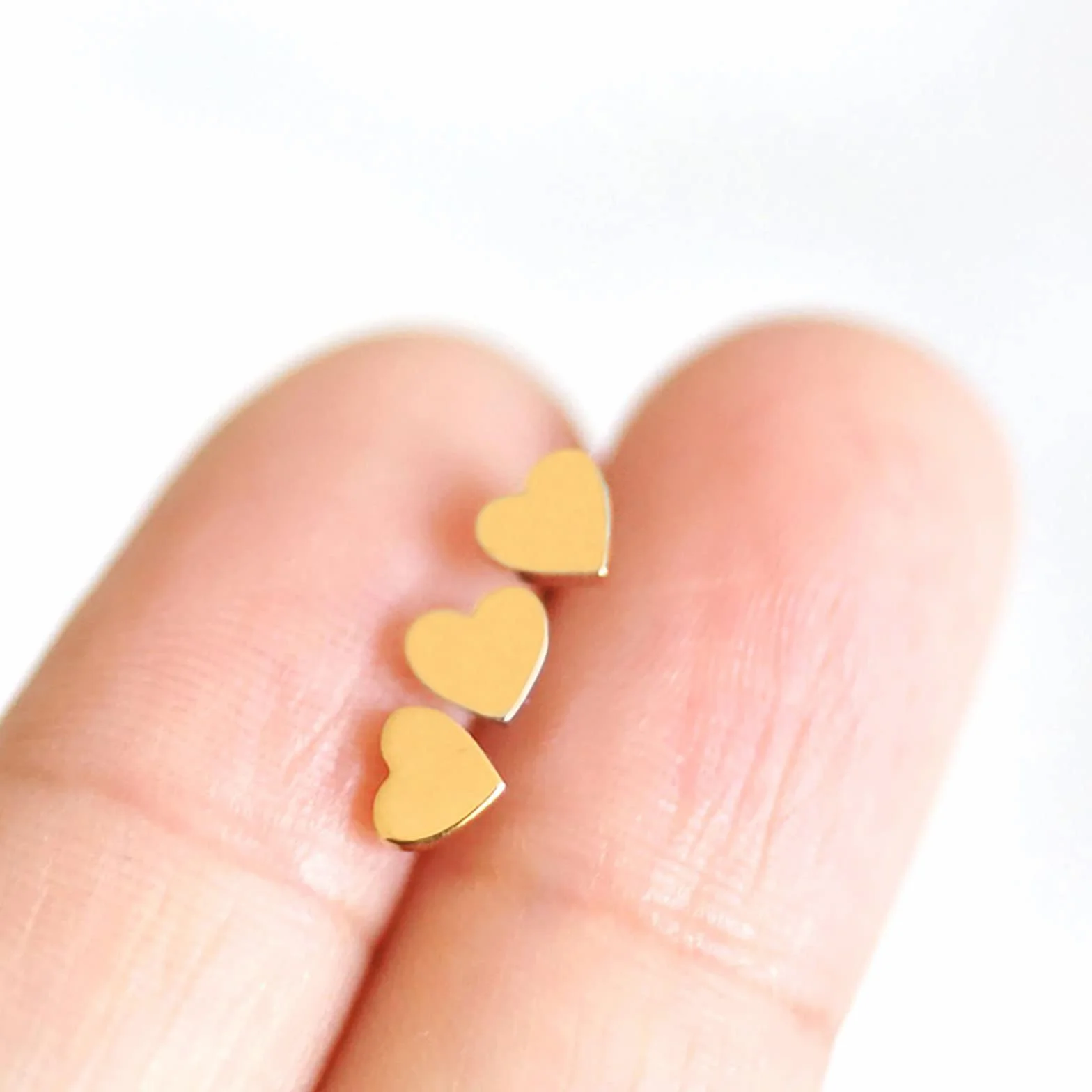 150 Pezzi fermacampioni,fermacampioni Piccoli,Mini fermacampioni Dorati a Forma di Cuore,Metallo Elementi di Fissaggio in Carta,per lavoretti Carta Scrapbooking Fai da Te Fatto a Mano