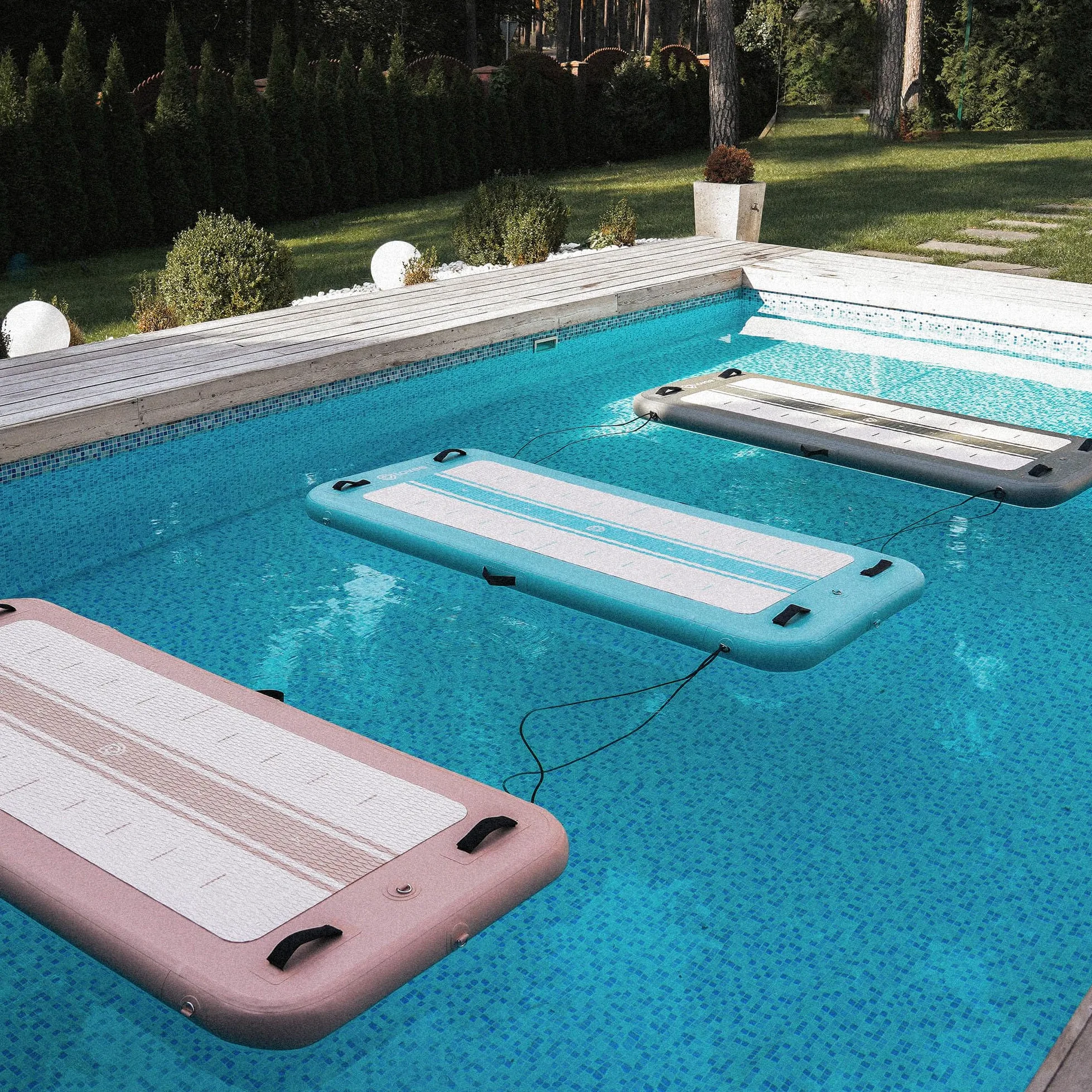 Lovee Materasso galleggiante Aquaboard grande tavola: 210 x 90 cm doppio uso: sport o relax struttura in PVC rinforzato di alta qualità verde oliva