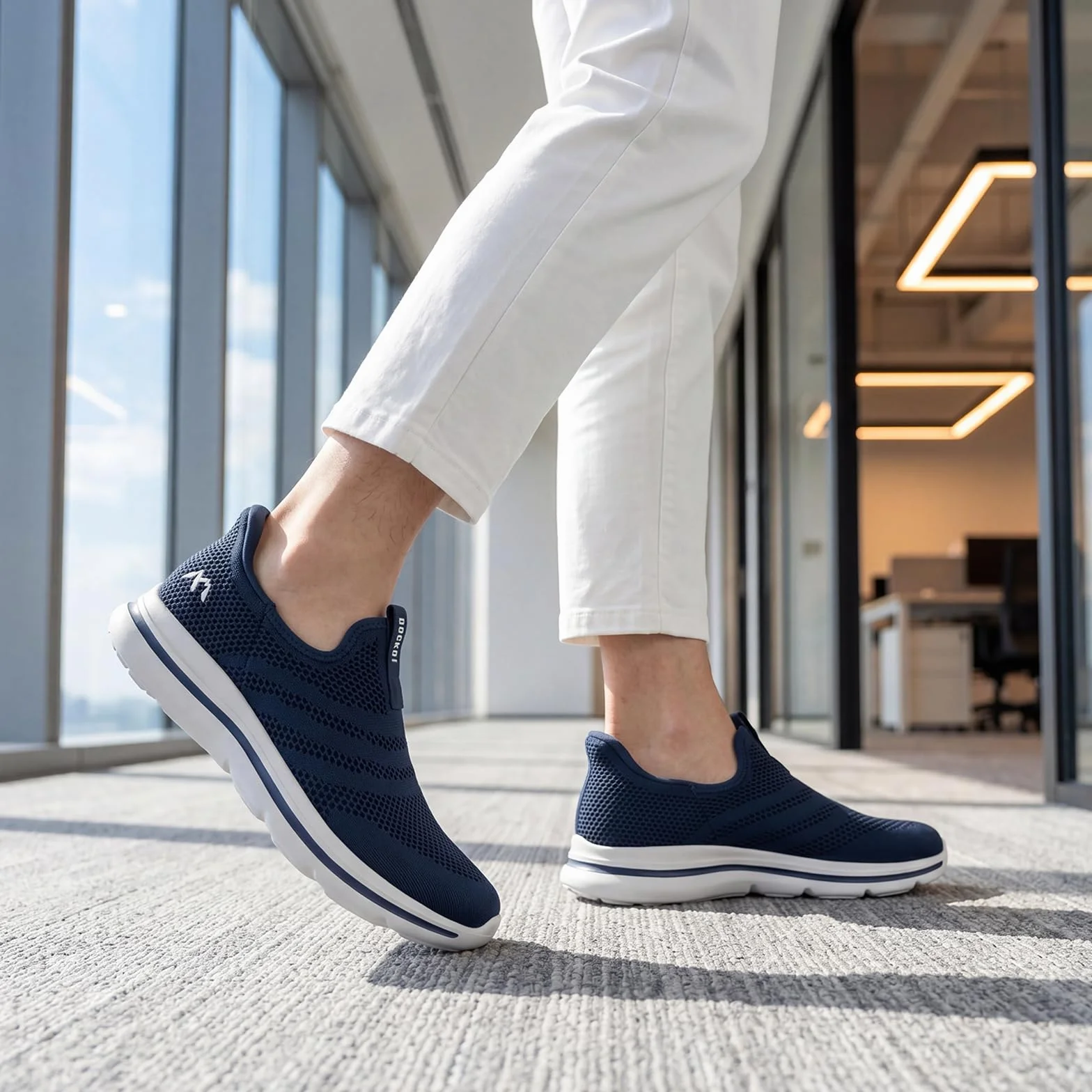 Scarpe da Ginnastica Slip-On Uomo Senza Lacci - Leggere, Traspiranti e Comode per Tempo Libero, Camminata, Jogging e Quotidiano - Design Minimalista con Rete Mesh per Sport all'Aperto