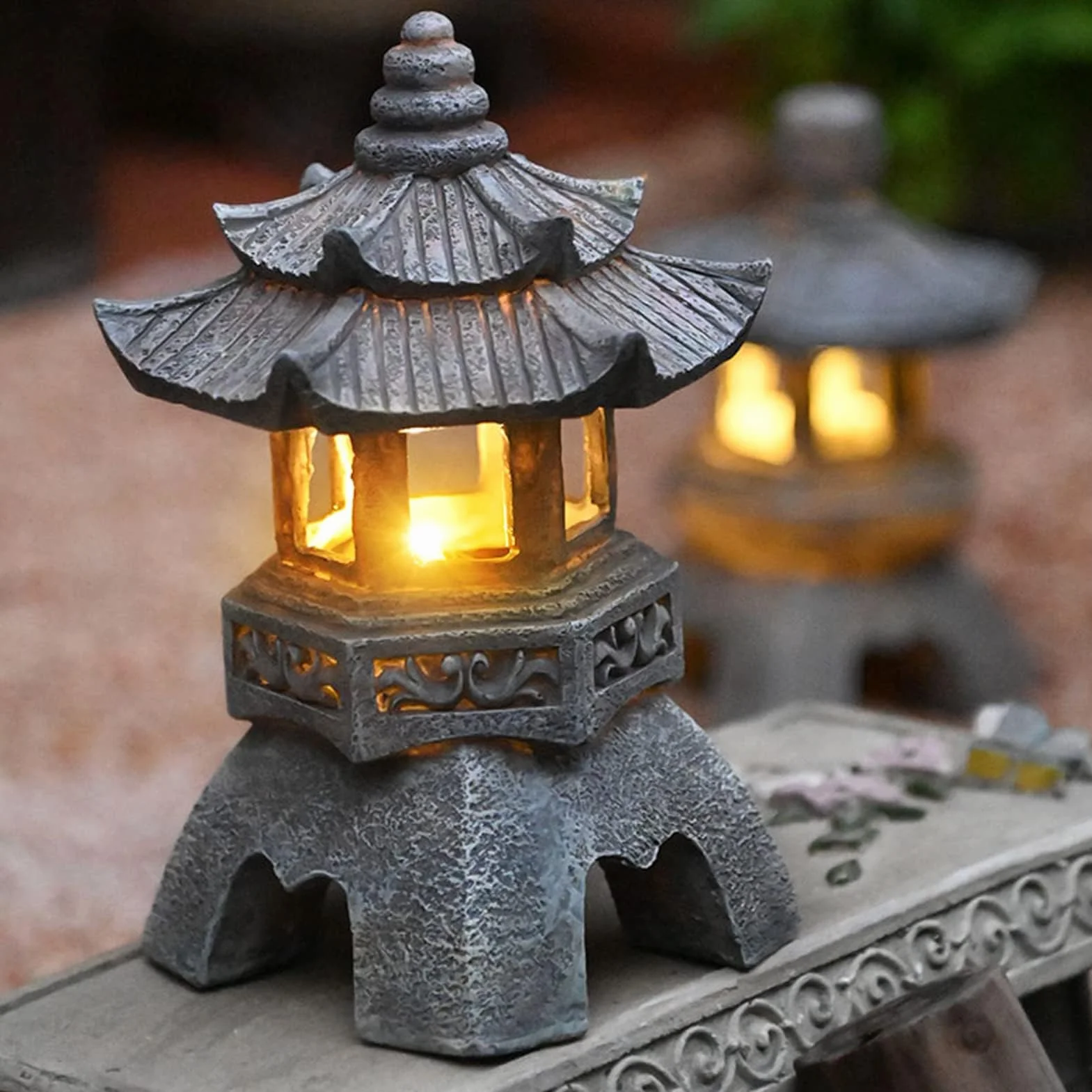 Lanterna solare giapponese Zen da giardino a pagoda 26 cm grigio