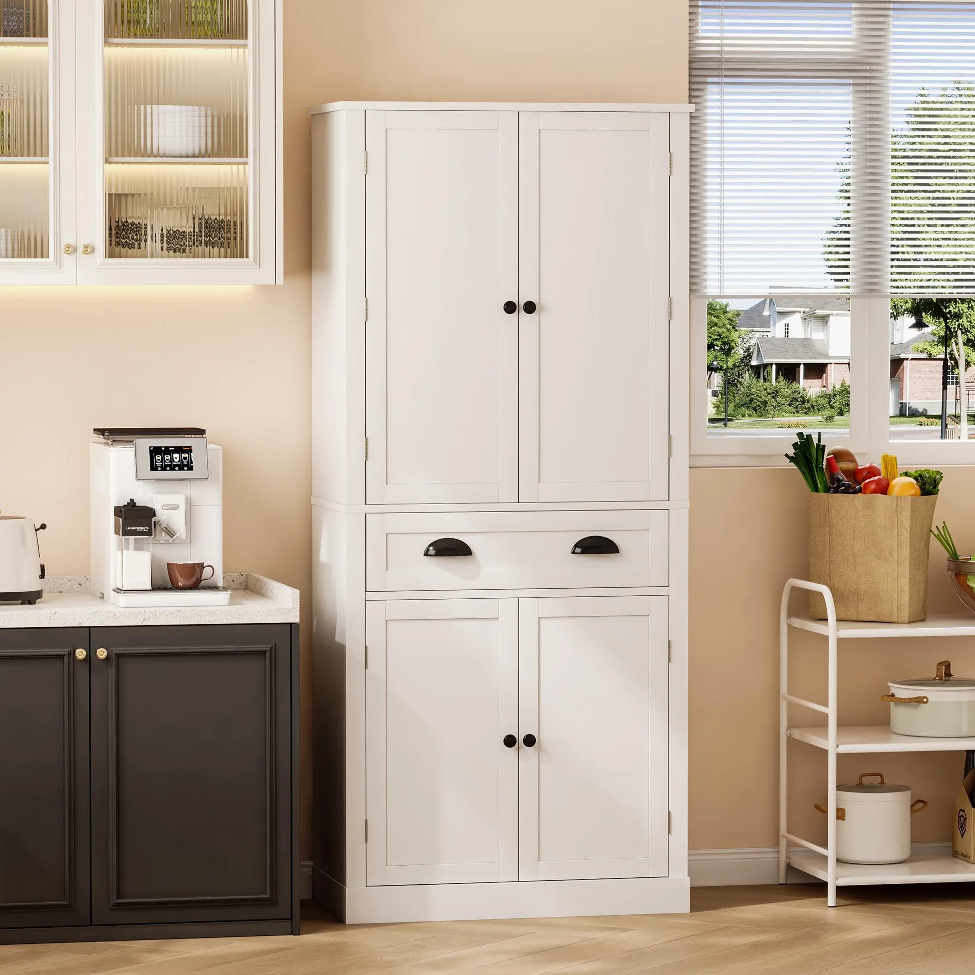 SACOOL Armadietto a 4 ante e 1 cassetto, 2 ante con ripiani, 6 scomparti e 4 ripiani regolabili, adatto per cucina, sala da pranzo e soggiorno, bianco