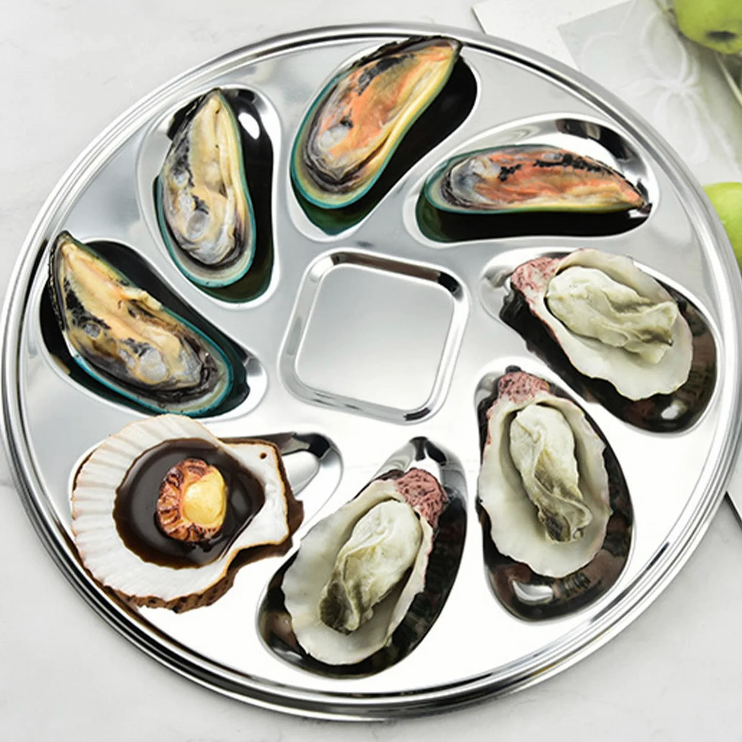 Piatto per Ostriche, Contenitore per Ostriche in Acciaio Inossidabile, con Coltello da Ostriche e 9 Fessure, Vassoio per Ostriche per Posizionare Ostriche, Capesante, Vongole, Salsa di Soia