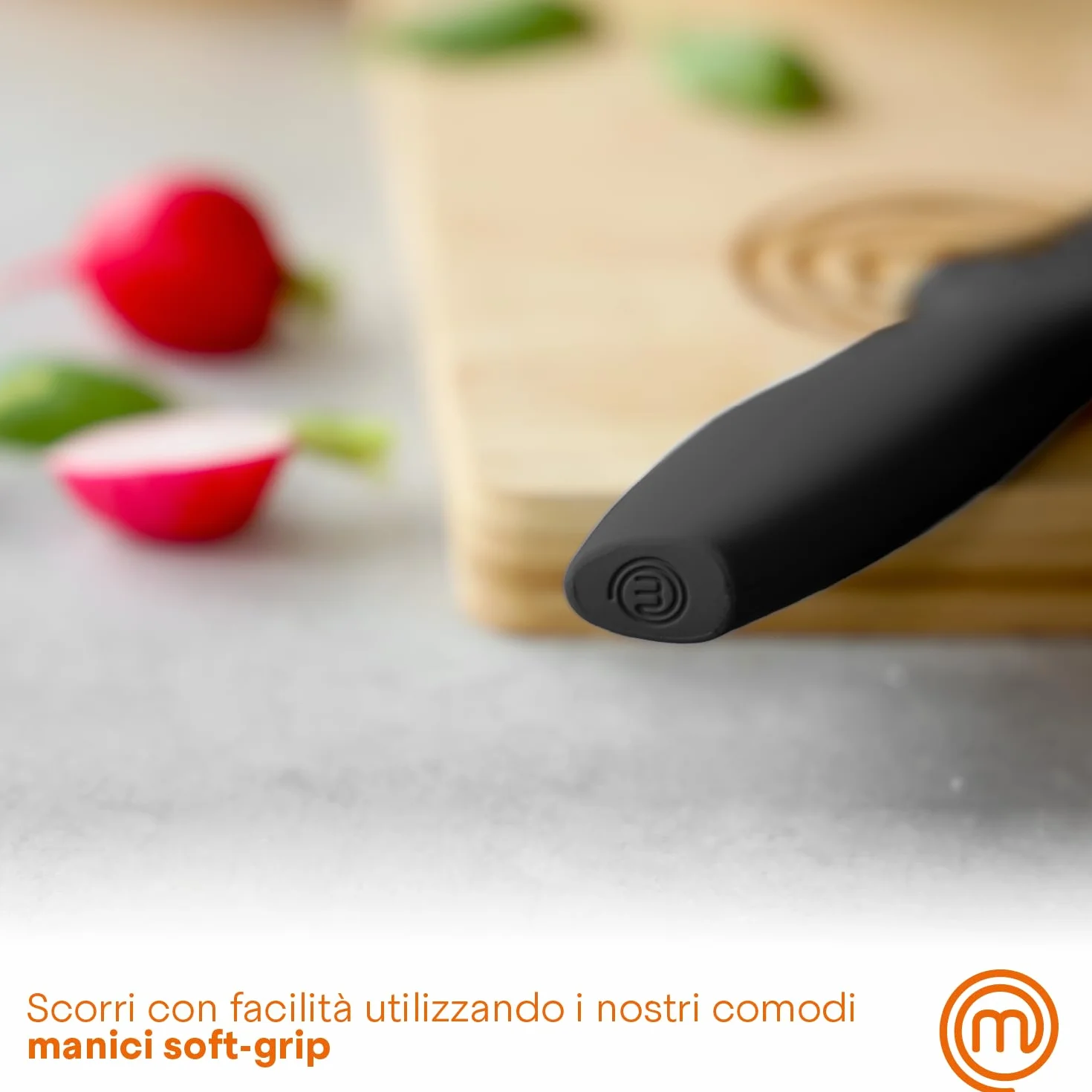 MasterChef Set Coltelli da Cucina 5 Pezzi, Acciaio Inox, Lama Affilato, Ceppo Universale Nero