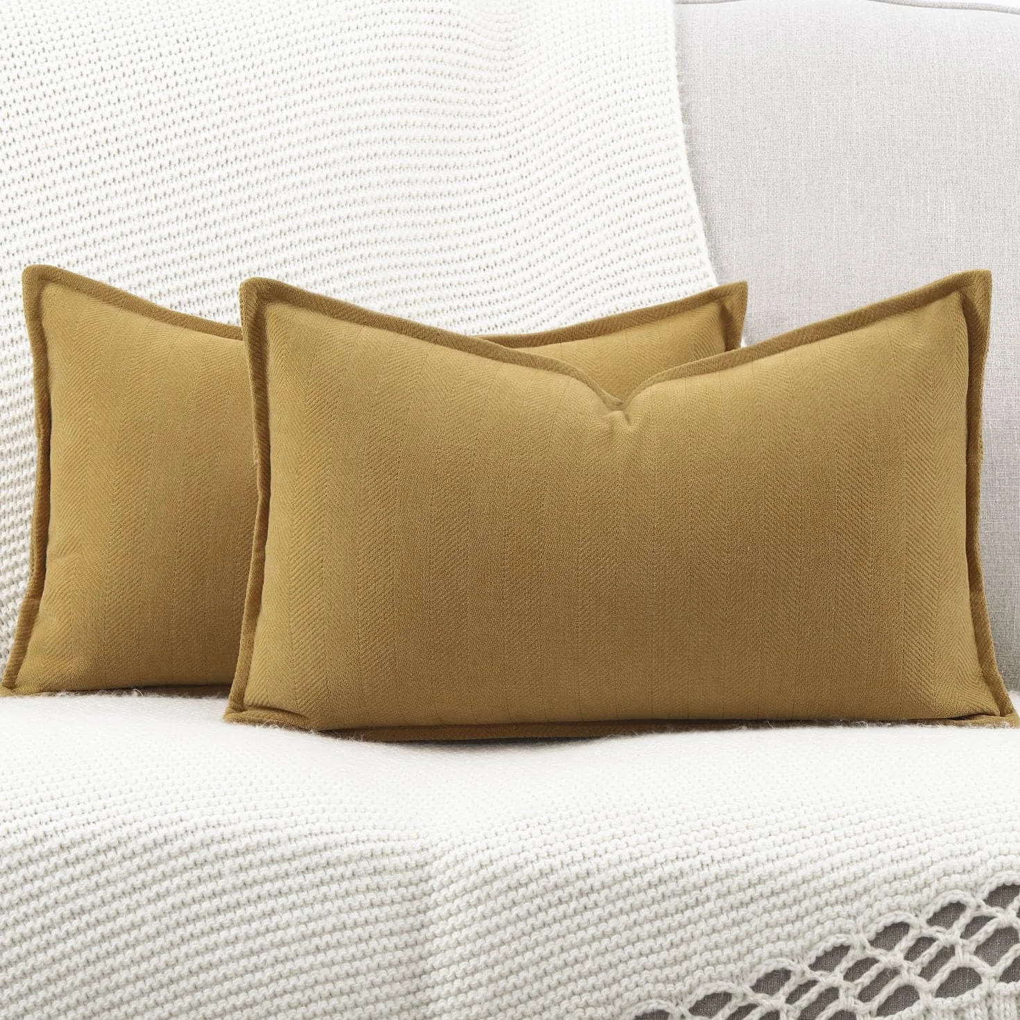 Madizz 2 Pezzi Ciniglia Copricuscini Testurizzata con Bordo Morbido Decorativo Fodere per Cuscino Lusso Stile per Divano Camera da Letto 30x50 cm Giallo senape