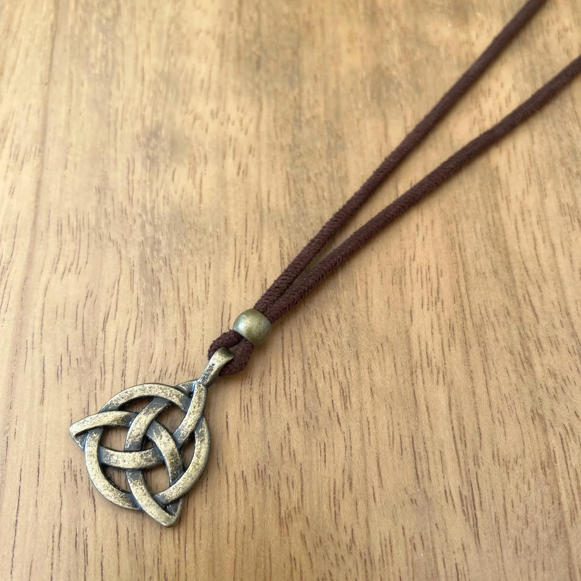 Collana Celtica Donna Uomo con Ciondolo Triquetra Nodo della Trinità in Argento Antico o Bronzo - Amuleto di Protezione Regolabile