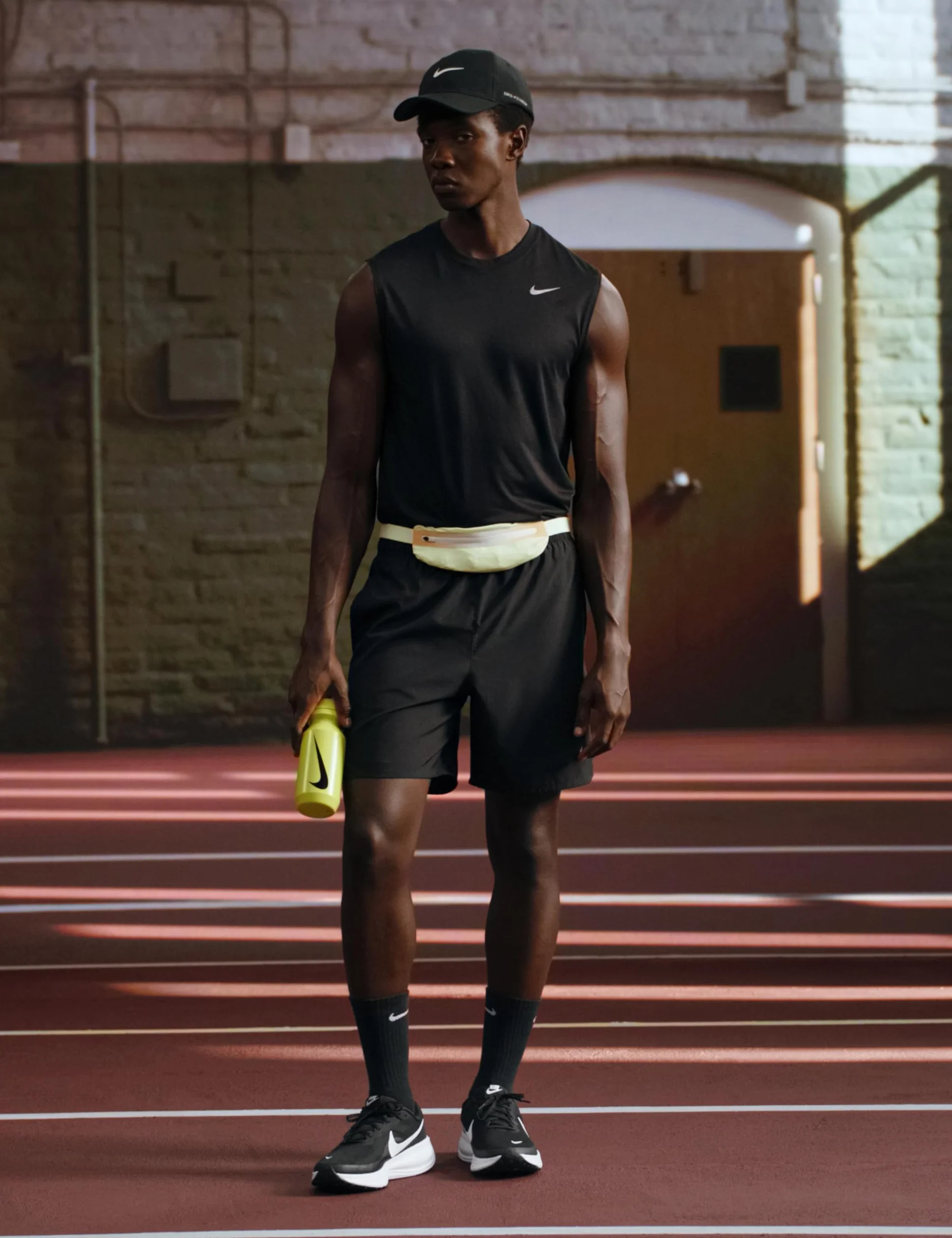 NIKE Revolution 8 Scarpa da Running su Strada Uomo