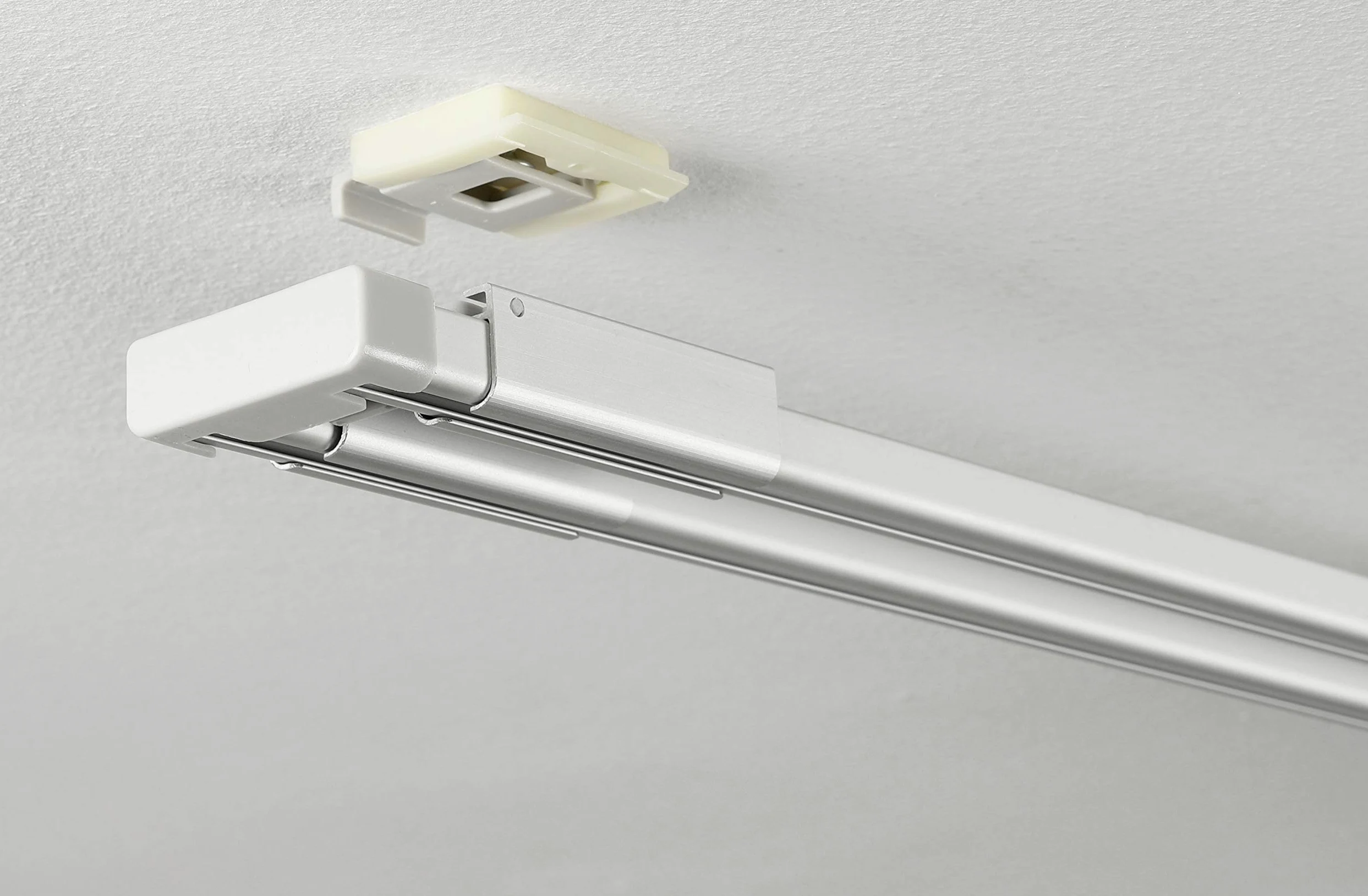 Gardinia Set Completo per Tende a Pannello, Emia, Binario a 2 Vie, Scorrimento a Destra, Accessori Inclusi, Estensibile, 140-225 cm, Alluminio