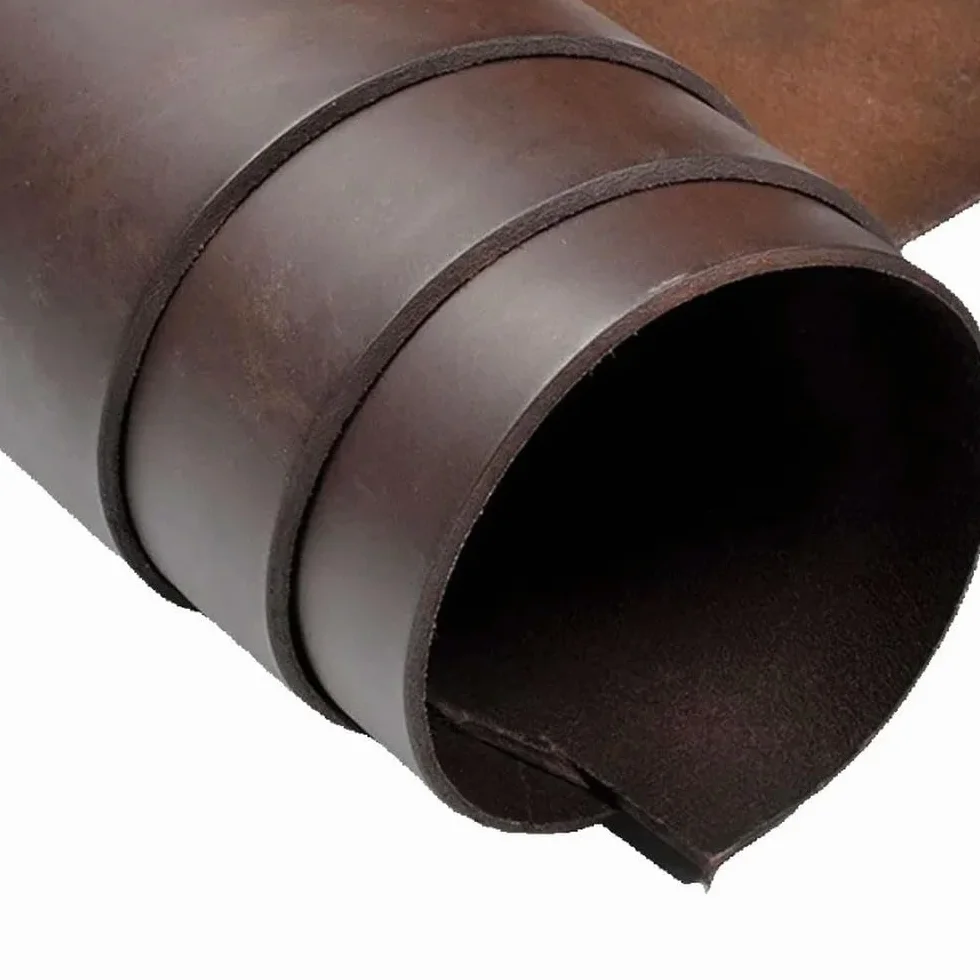 Pezzo di Pelle Artigianale Pelle conciata al vegetale Vera Pelle Spessa Circa 4,0 mm Pelle Bovina Vera Pelle Bovina Veg Tan Pretagliata a Mano