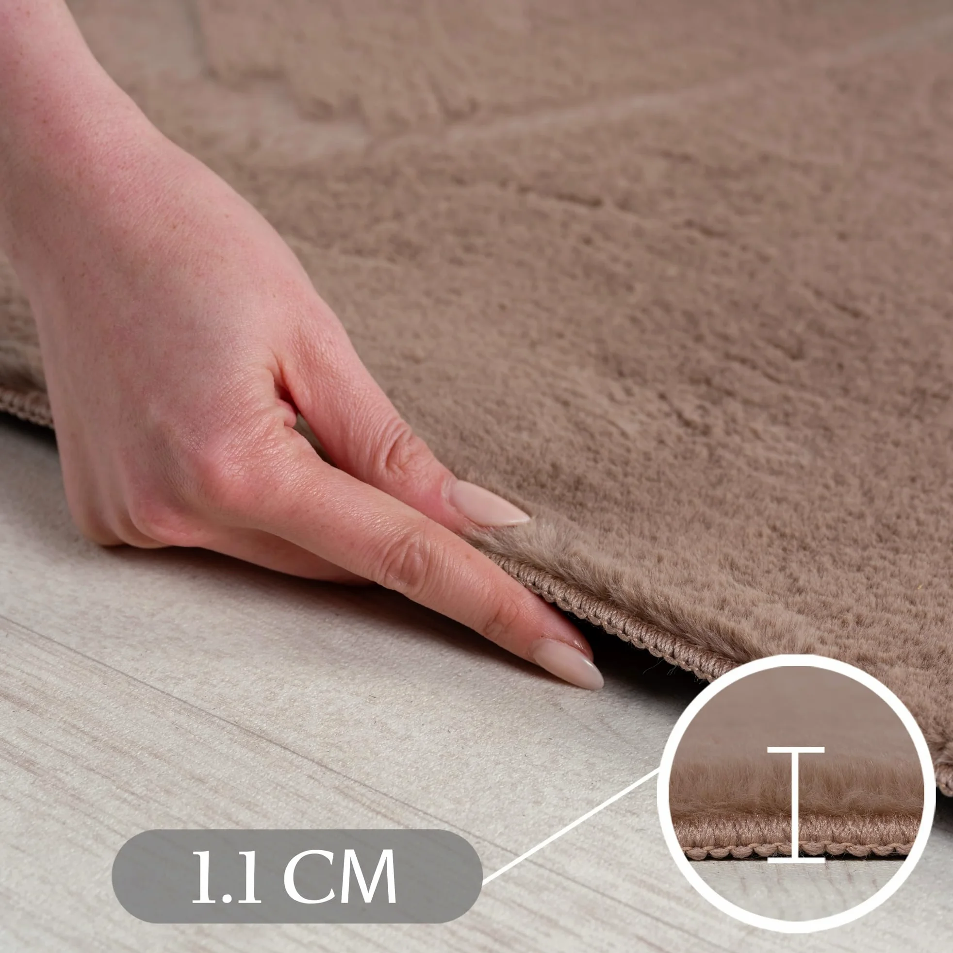 SIMPEX Tappeto Marrone 200x280 cm Tappeto Lavabile a Pelo Corto, Antiscivolo e Morbido, Design Monocromatico Moderno per Soggiorno, Camera da Letto, Cucina e Corridoio
