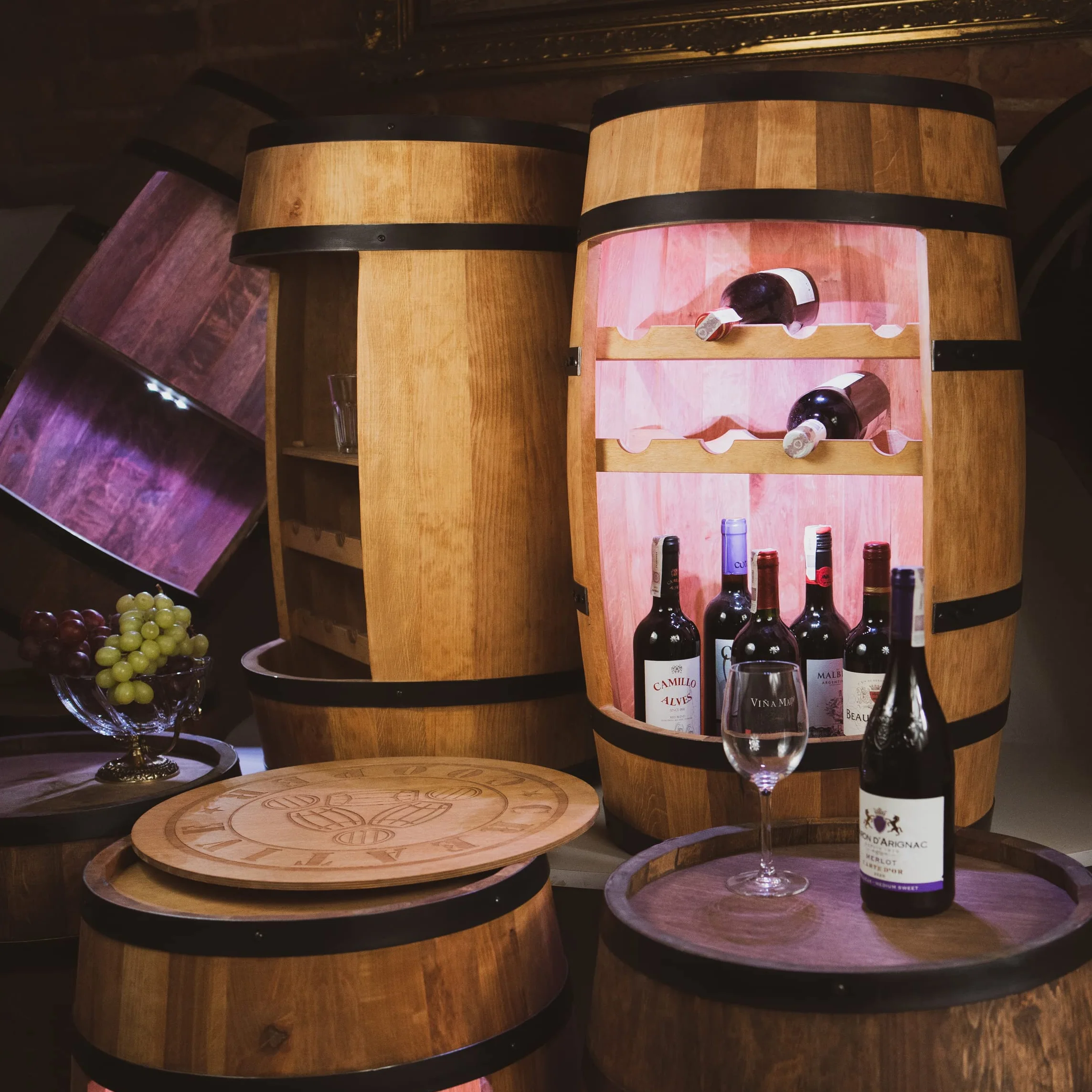 Scaffale per vino in legno – Mini bar – Armadietto per vino uomo e donna – Armadietto da bar con luci a LED – 80 cm di altezza – decorazione retrò scaffale per bar di casa mobili in legno di rovere