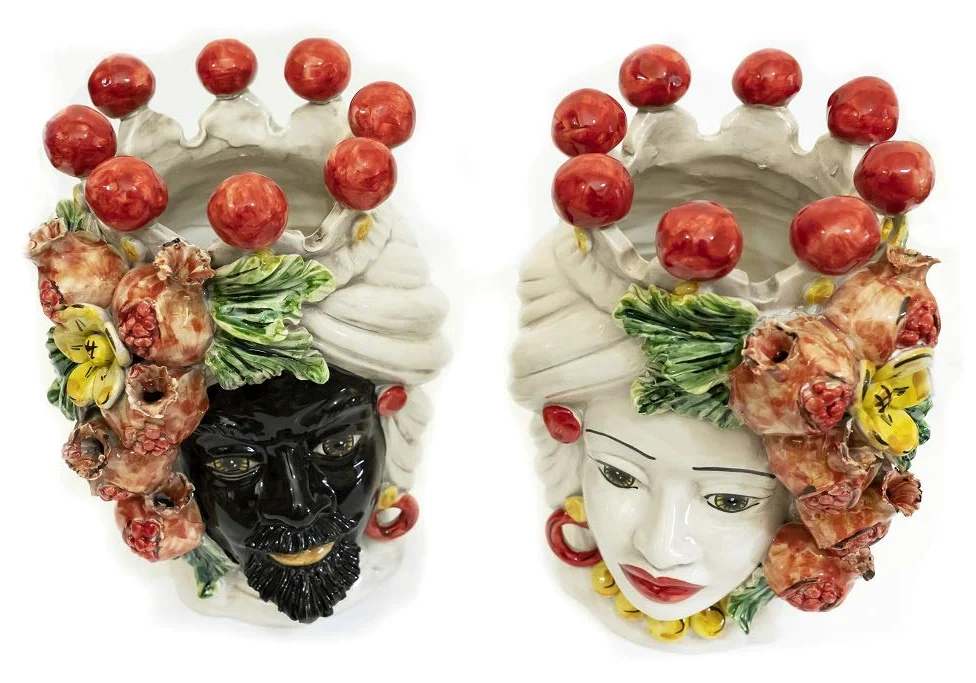 Coppia teste di moro Caltagirone con melograni in ceramica siciliana vasi grande H 30 cm