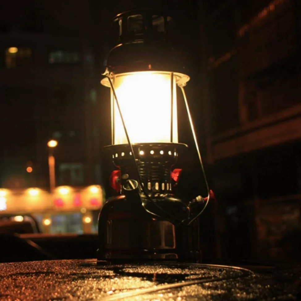 SYALEO 500w Lanterna Golden Globe Lampada a Cherosene a Pressione Portatile Lanterna a Olio Illuminazione di Emergenza da Campeggio all'aperto Esterni